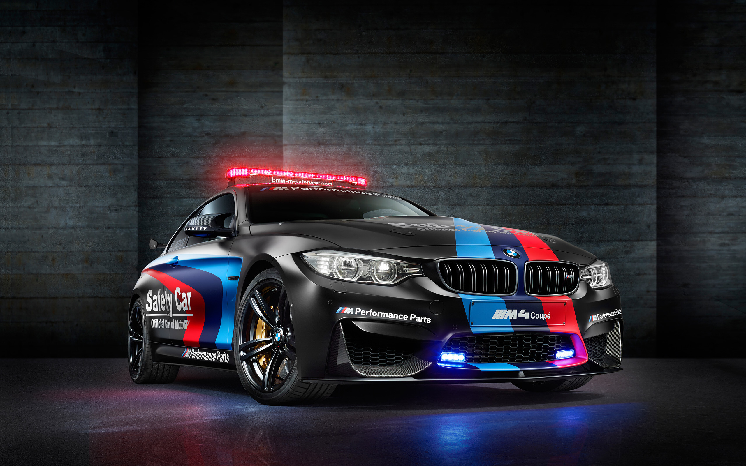 BMW: An automotive company, Possesses four brands including MINI, Rolls-Royce, M4 Coupe MotoGP. 2560x1600 HD Background.