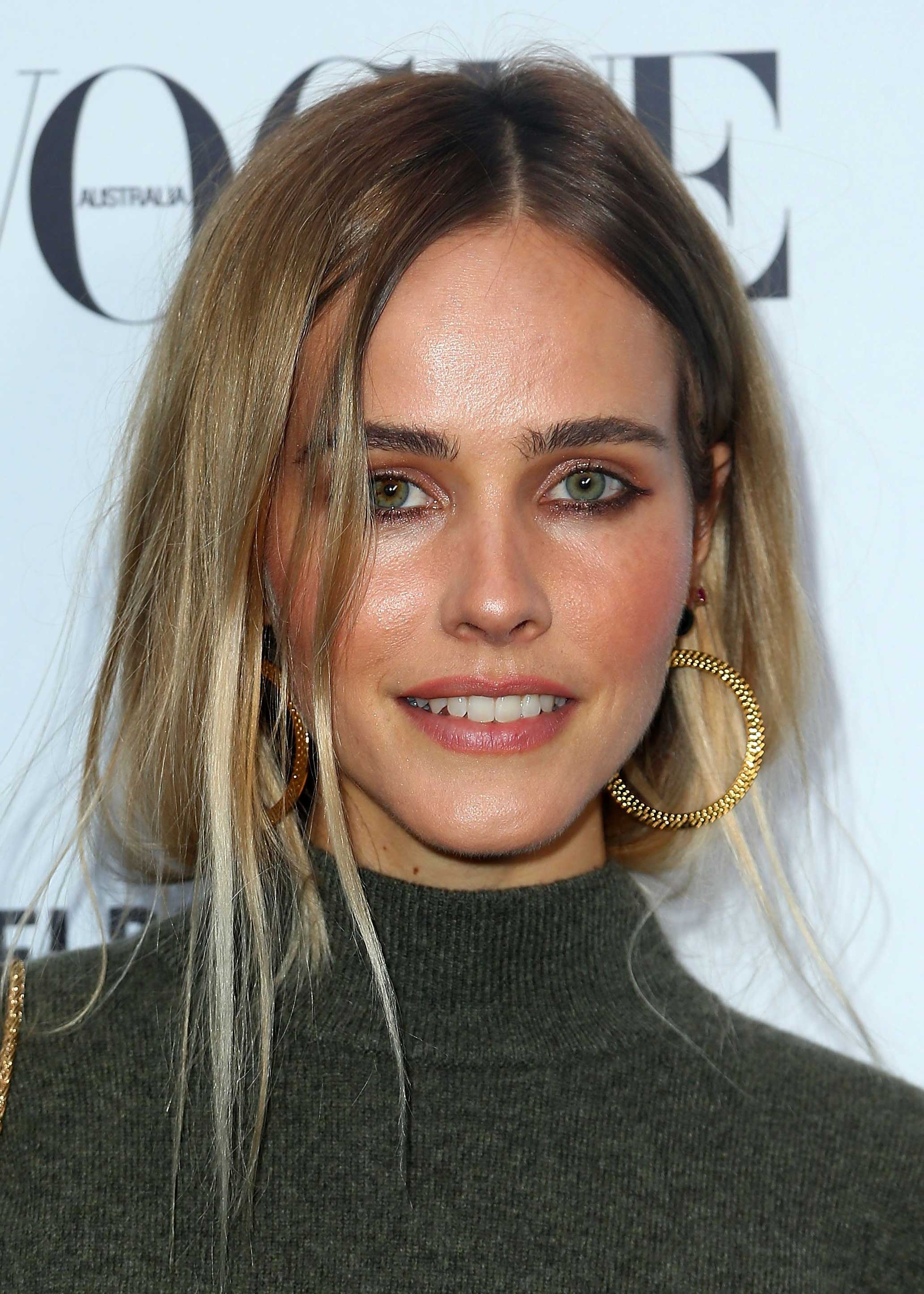Isabel Lucas, Movies, Role, Sant, 2070x2900 HD Handy