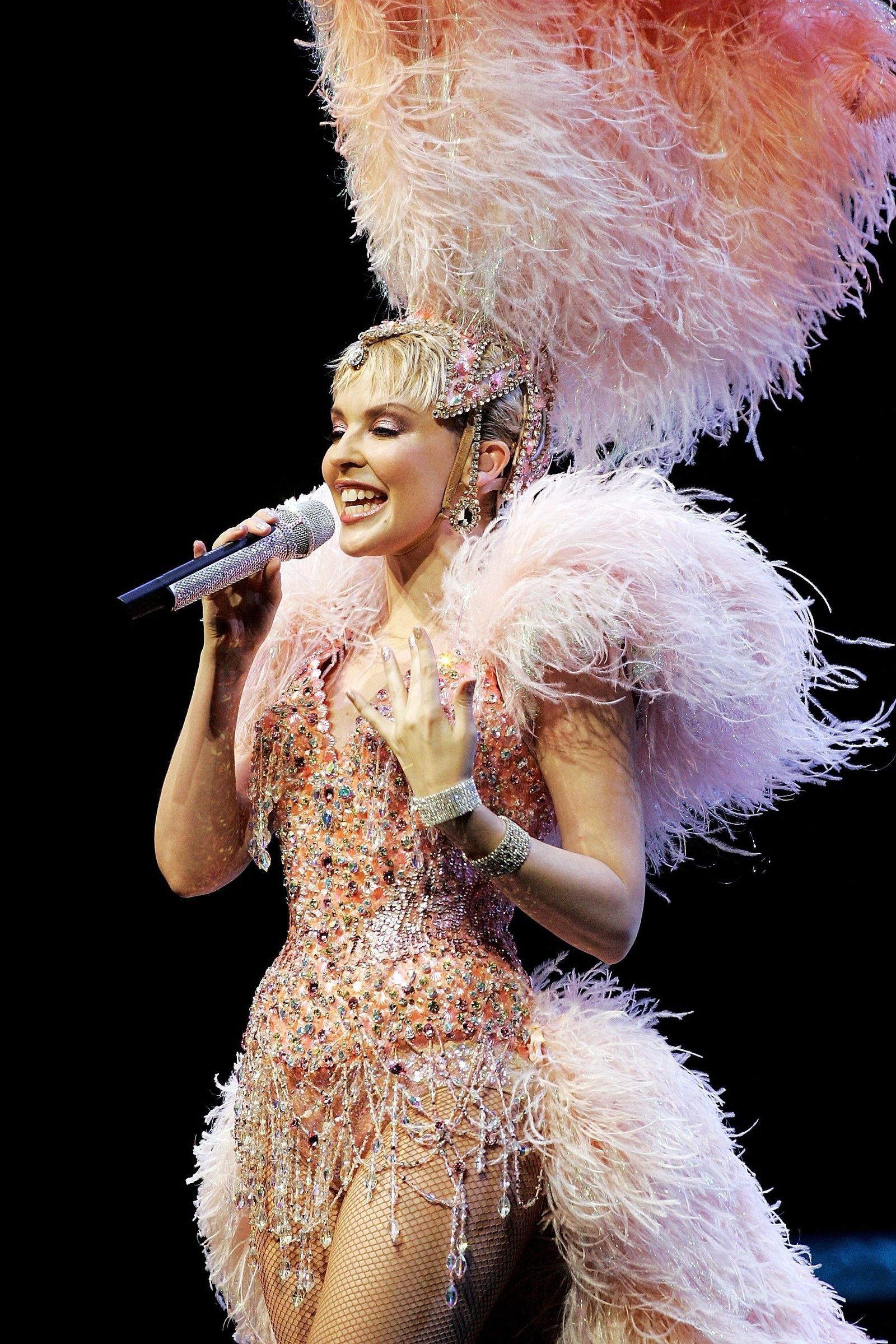 Kylie Minogue, Sparkly fashion, Pop culture, Dance dresses, 1600x2400 HD Phone