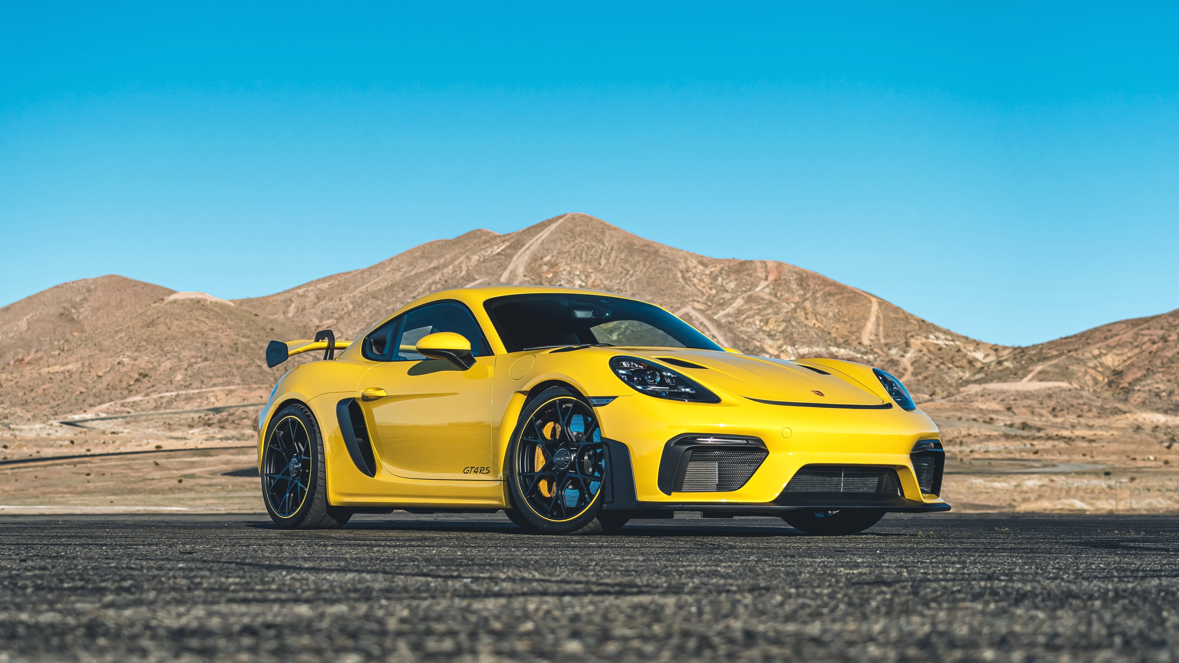 Porsche 718, High-performance sports car, Thrilling driving dynamics, Stunning design, 3840x2160 4K Desktop