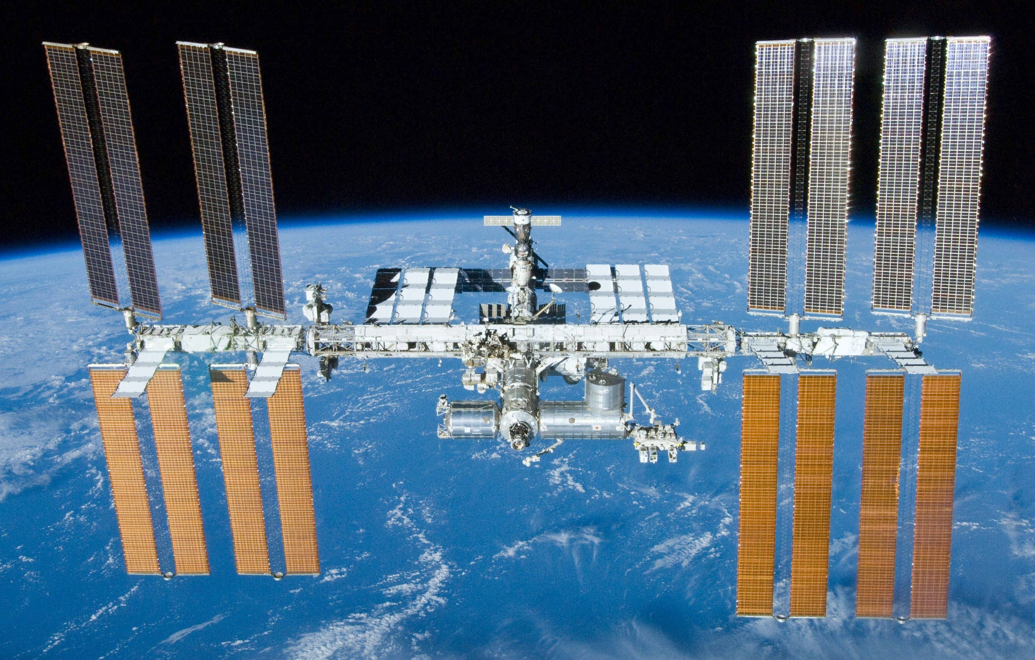 International Space Station: The greatest international project of all time, Long-term exploration of space. 3320x2120 HD Background.