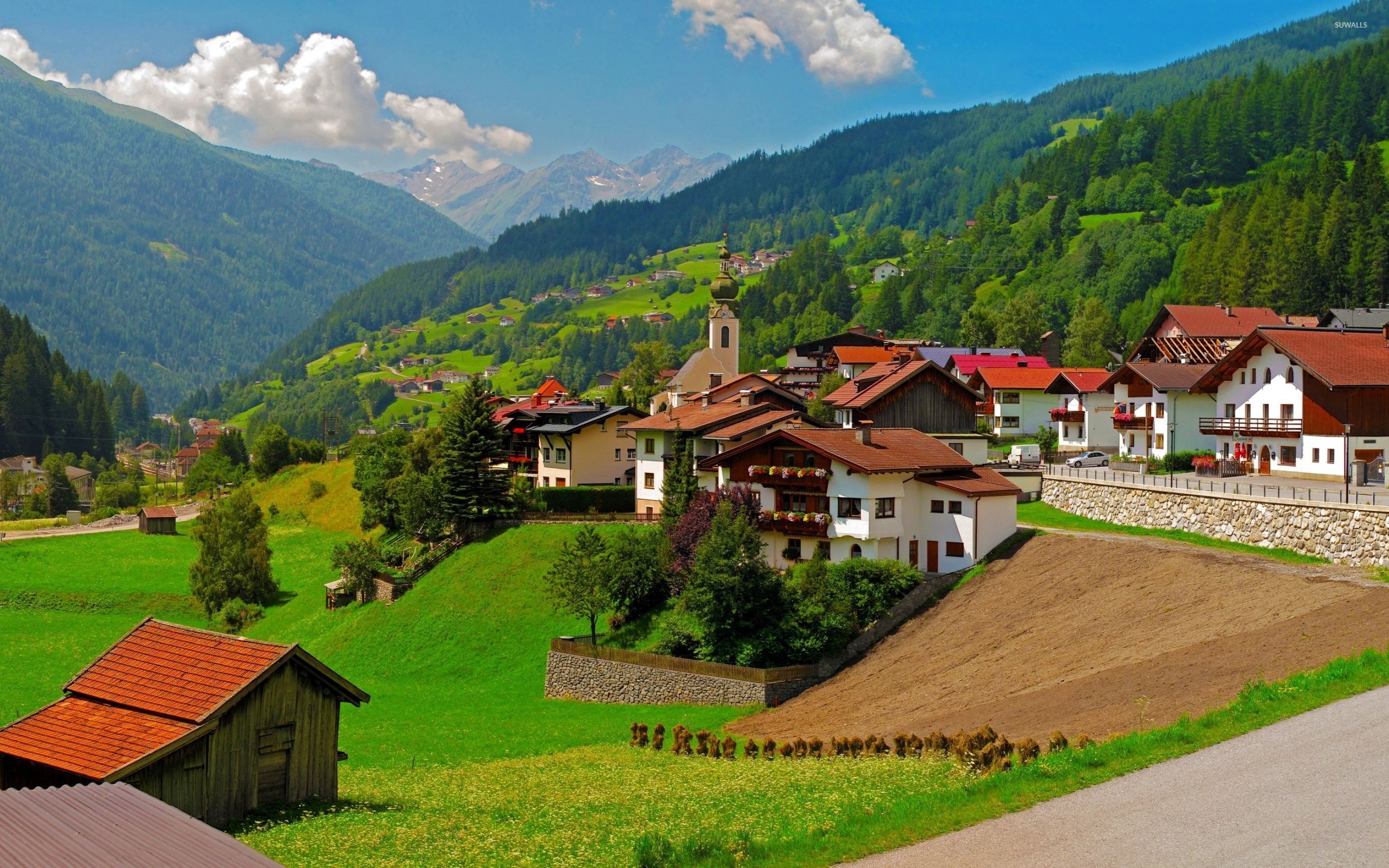 Town: Alpine village in Summer, Mountain settlement, Hills valley, Austrian Alps. 2560x1600 HD Background.