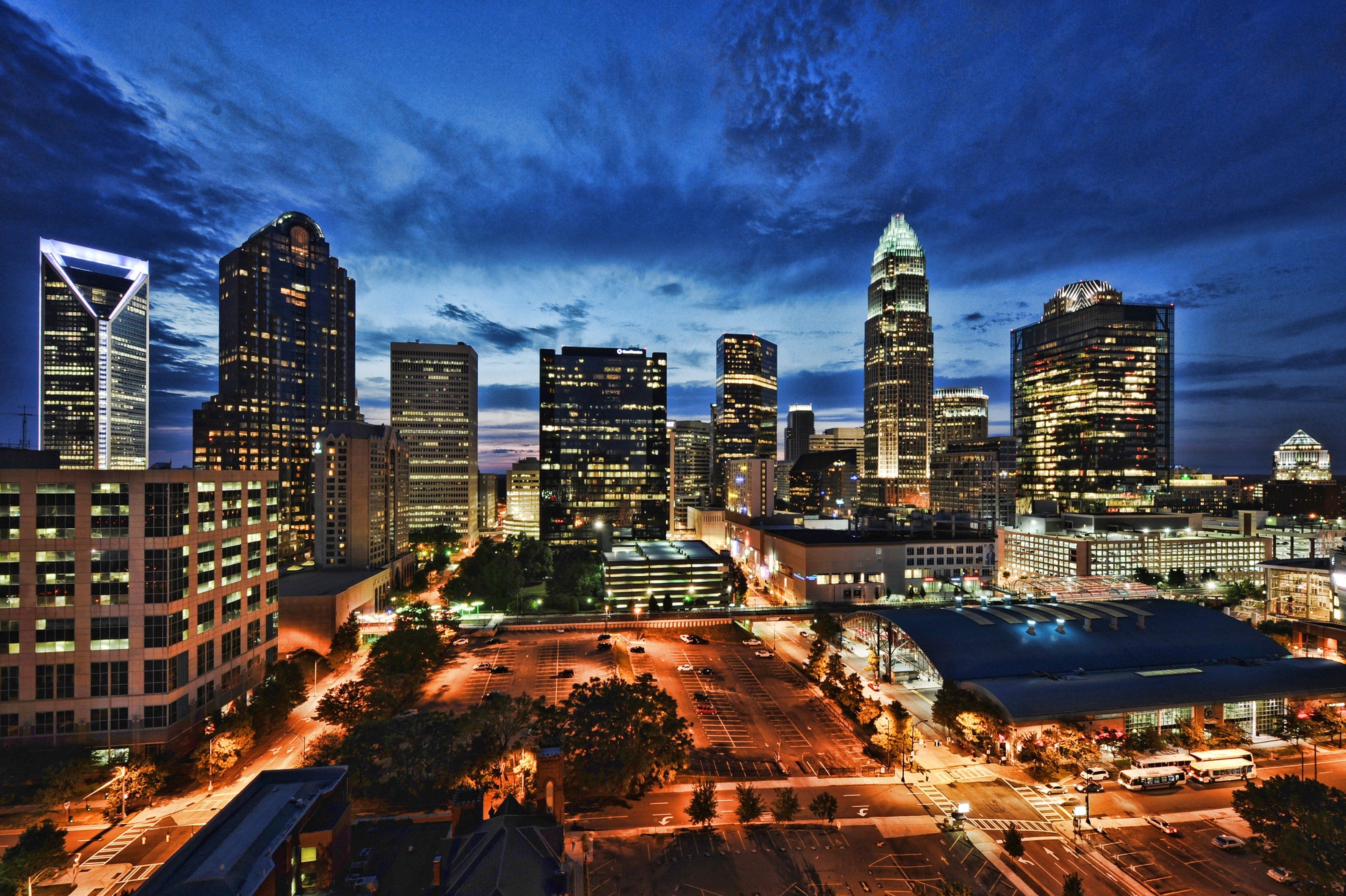 Charlotte NC Skyline, Vibrant cityscape, Urban lights, Skyscraper architecture, 3190x2120 HD Desktop