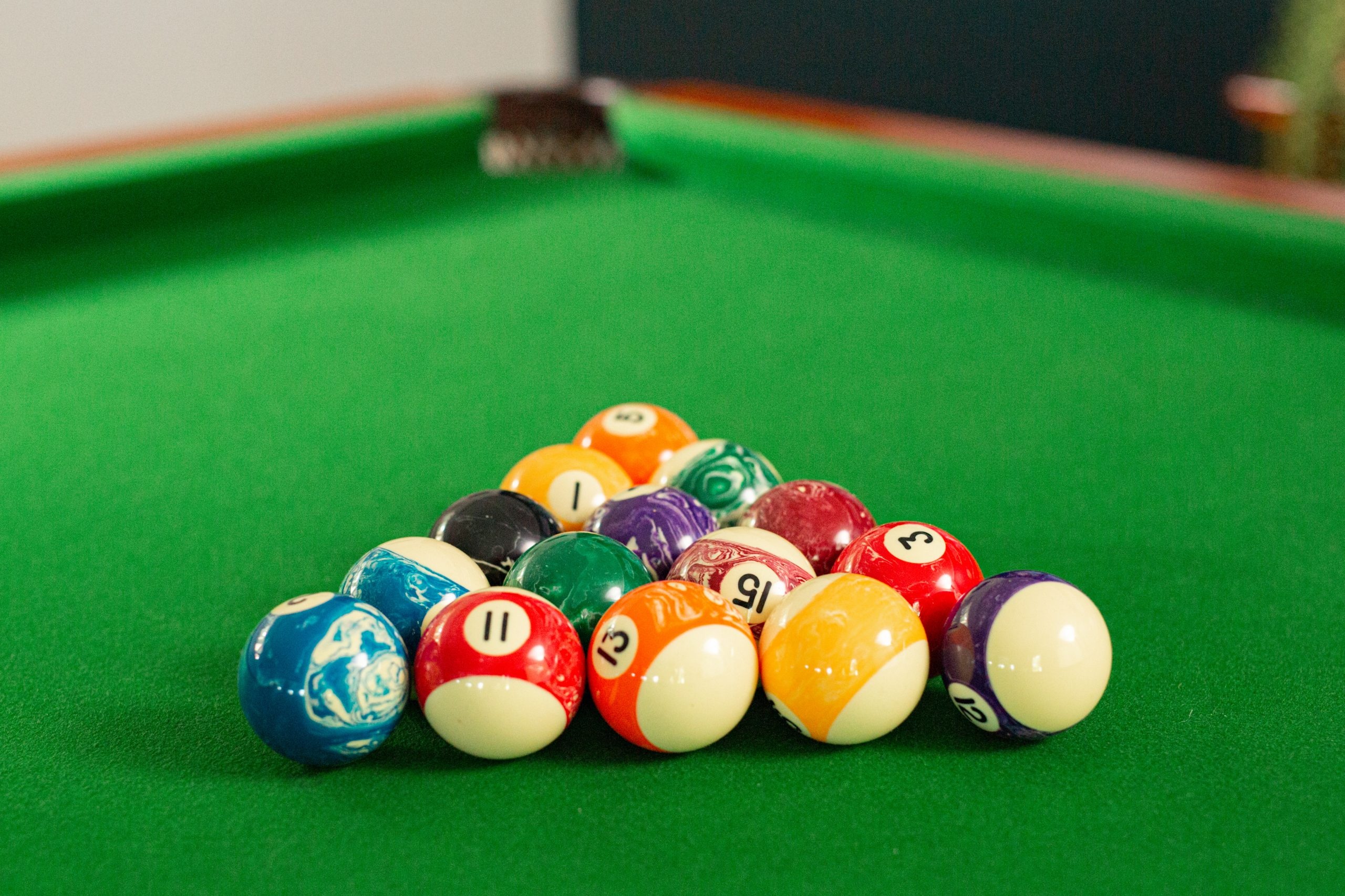 Cue Sports: Eight-ball style of sport with a cue stick, Fifteen object balls without a cue ball. 2560x1710 HD Background.