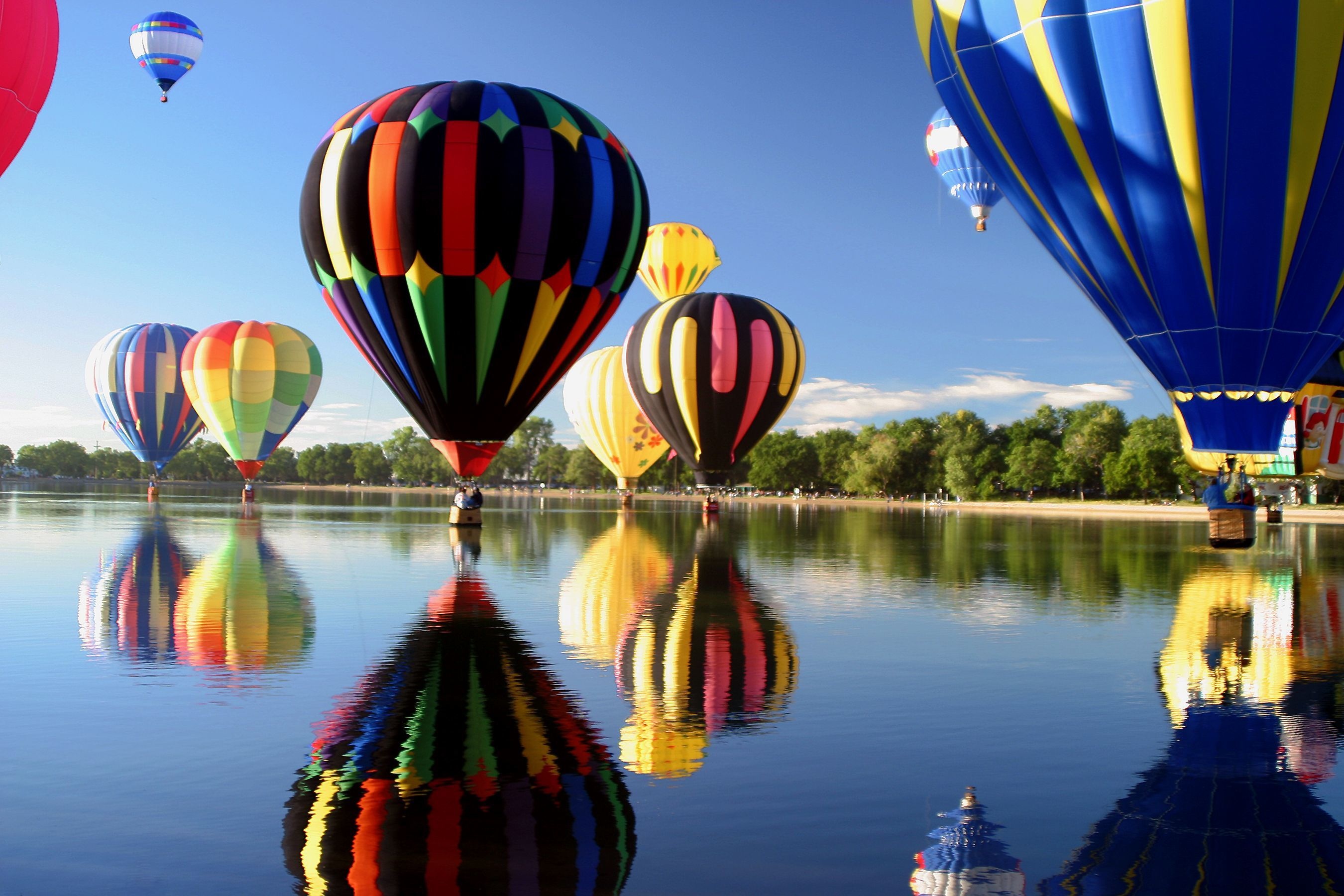 Air Sports: Hot-Air Balloons' long-distance flight and landing. 2700x1800 HD Wallpaper.