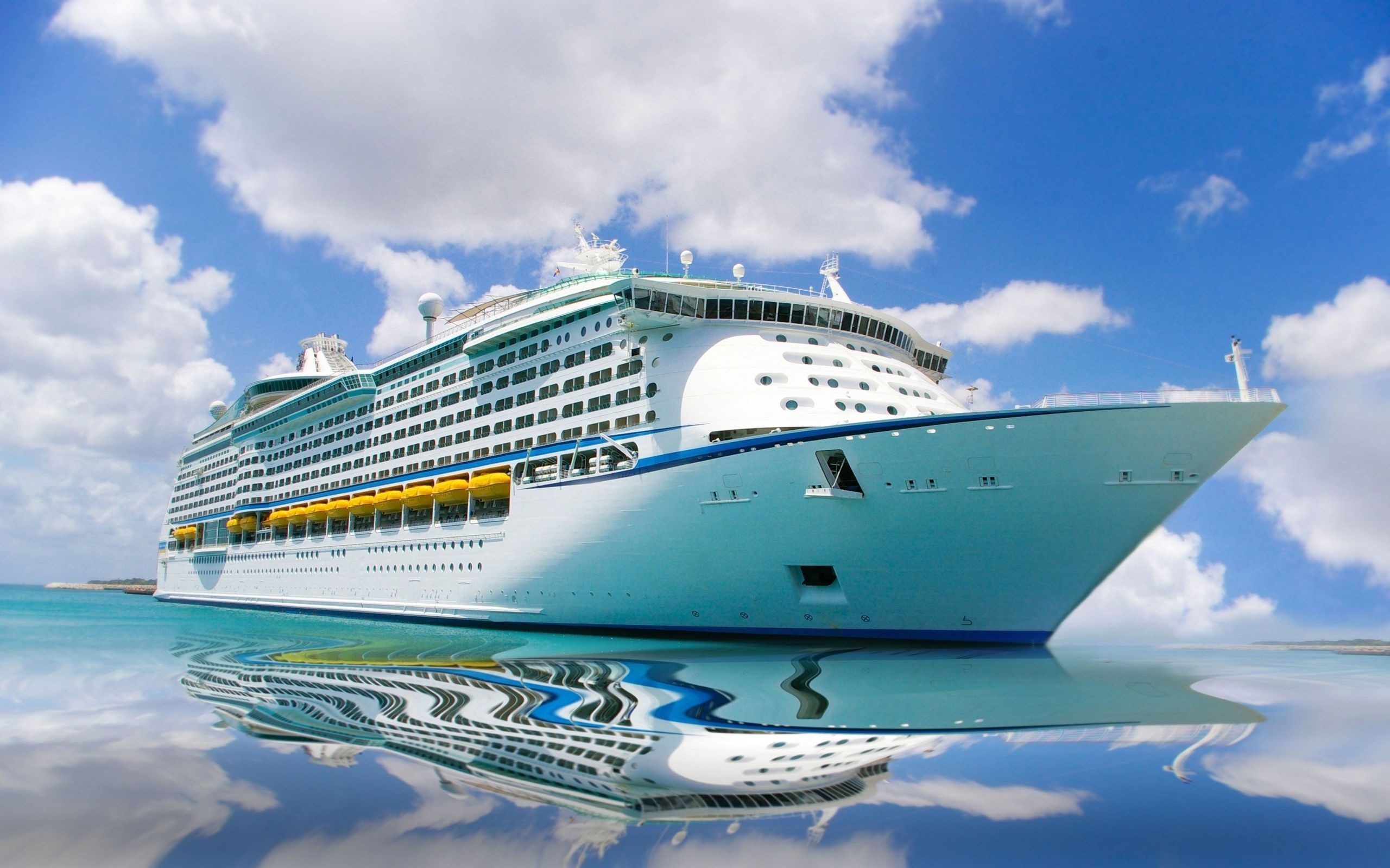 Ship: Caribbean cruise, A vehicle for traveling by sea, Boat. 2560x1600 HD Background.