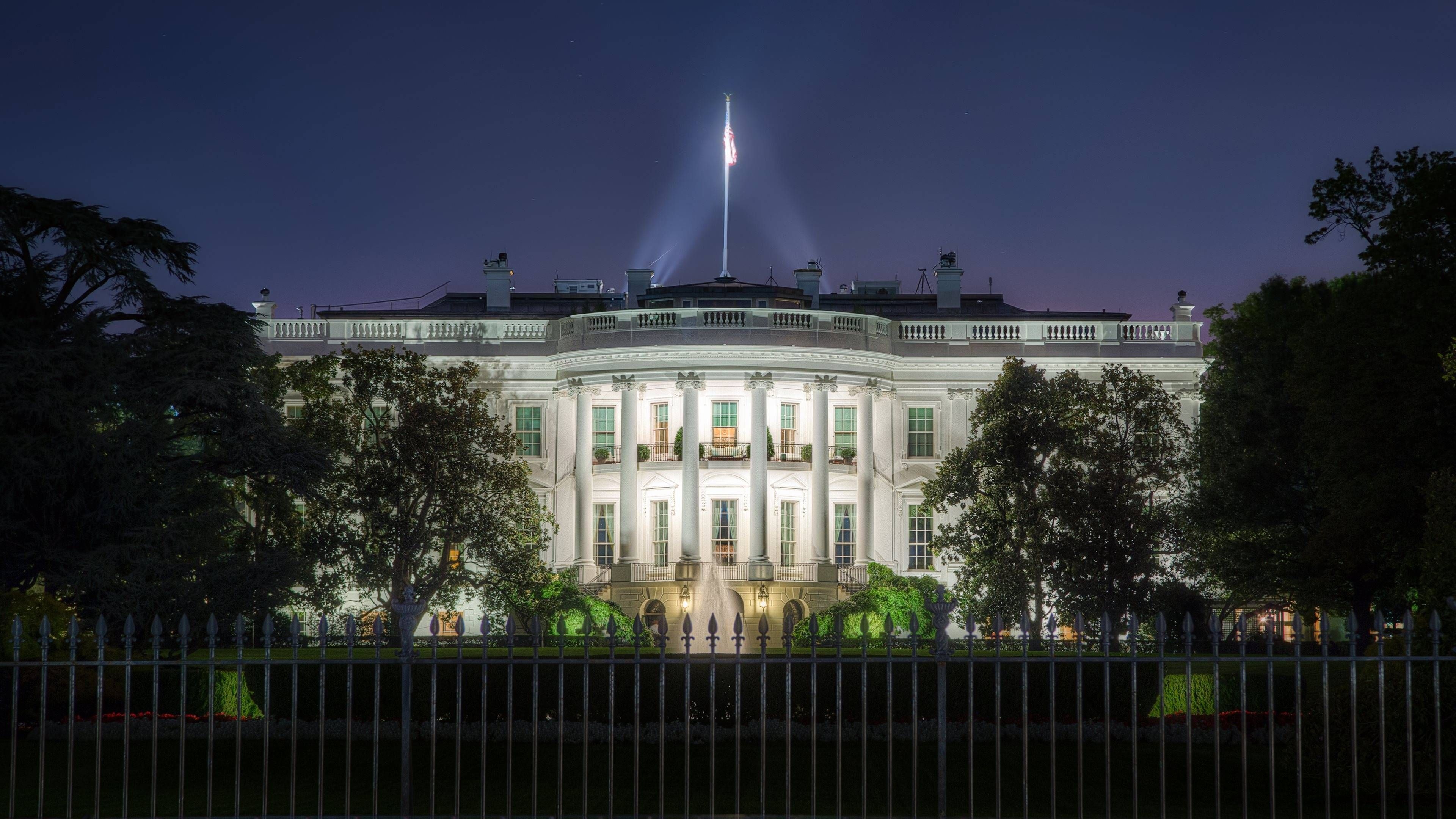 Washington, D.C.: President's Park, White House, Downtown. 3840x2160 4K Wallpaper.
