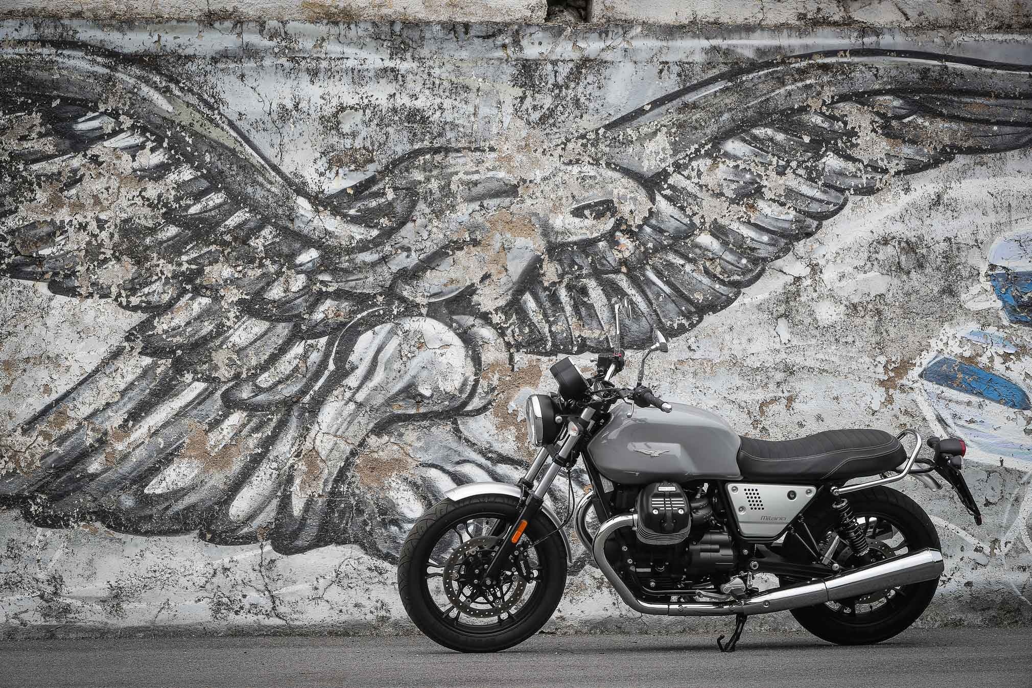 Moto Guzzi, Piaggio Aprilla Vespa, Motorcycle production, Reopen, 2020x1350 HD Desktop