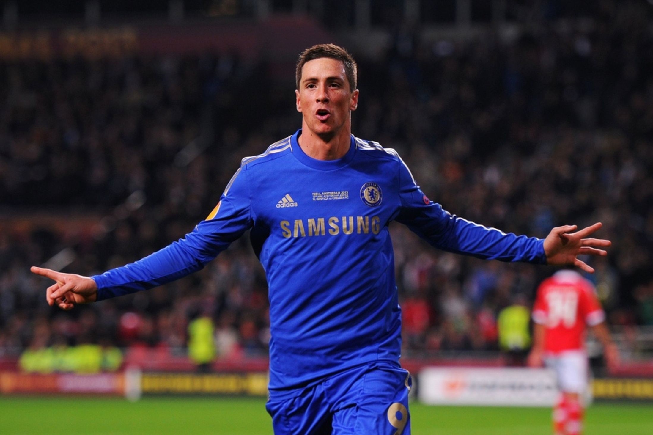 Fernando Torres, Football wallpapers, Striking pose, Dynamic player, 2200x1470 HD Desktop