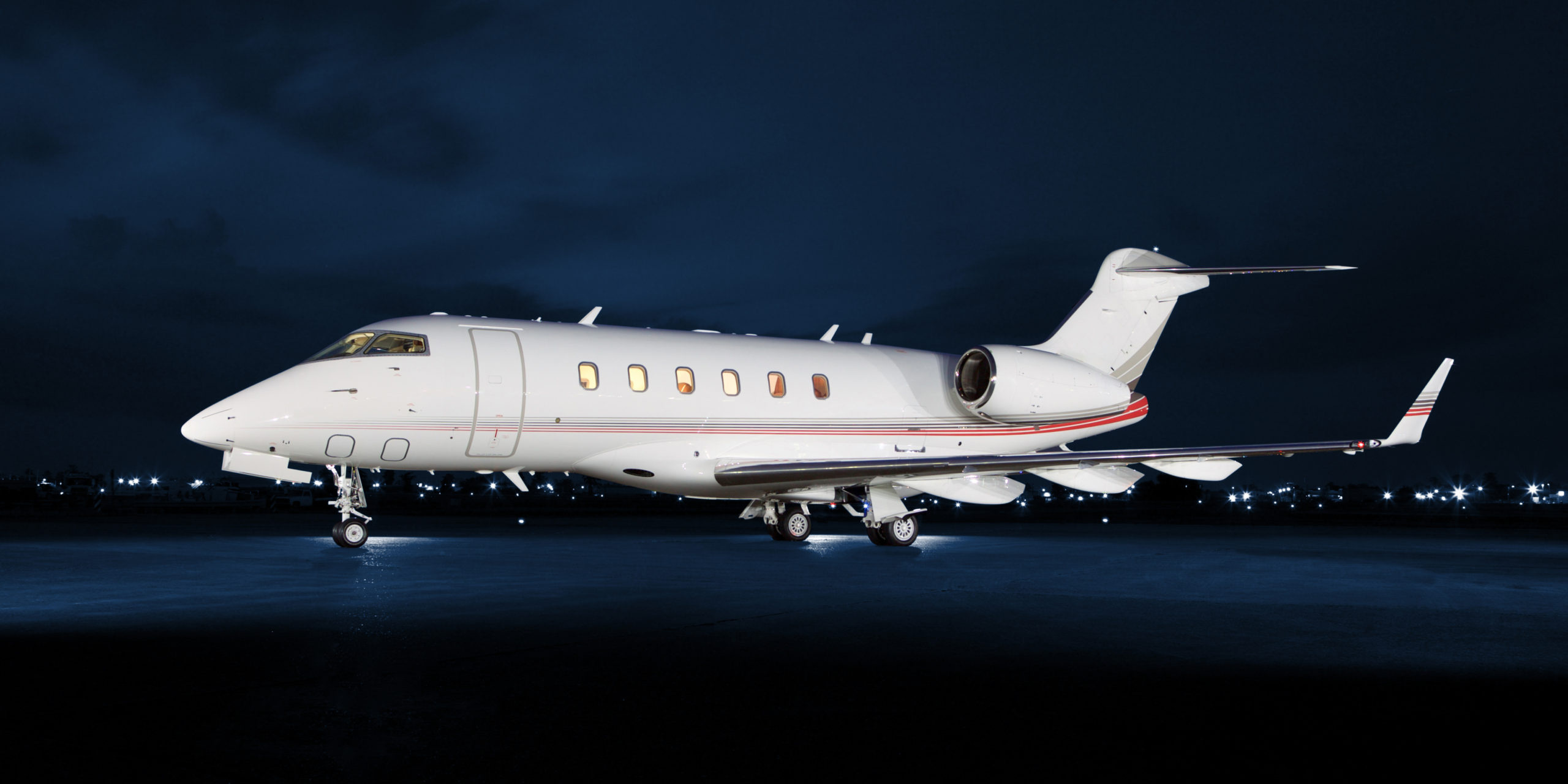 Bombardier Challenger 300, High-performance business jet, Unparalleled luxury, Ultimate travel experience, 2560x1280 Dual Screen Desktop