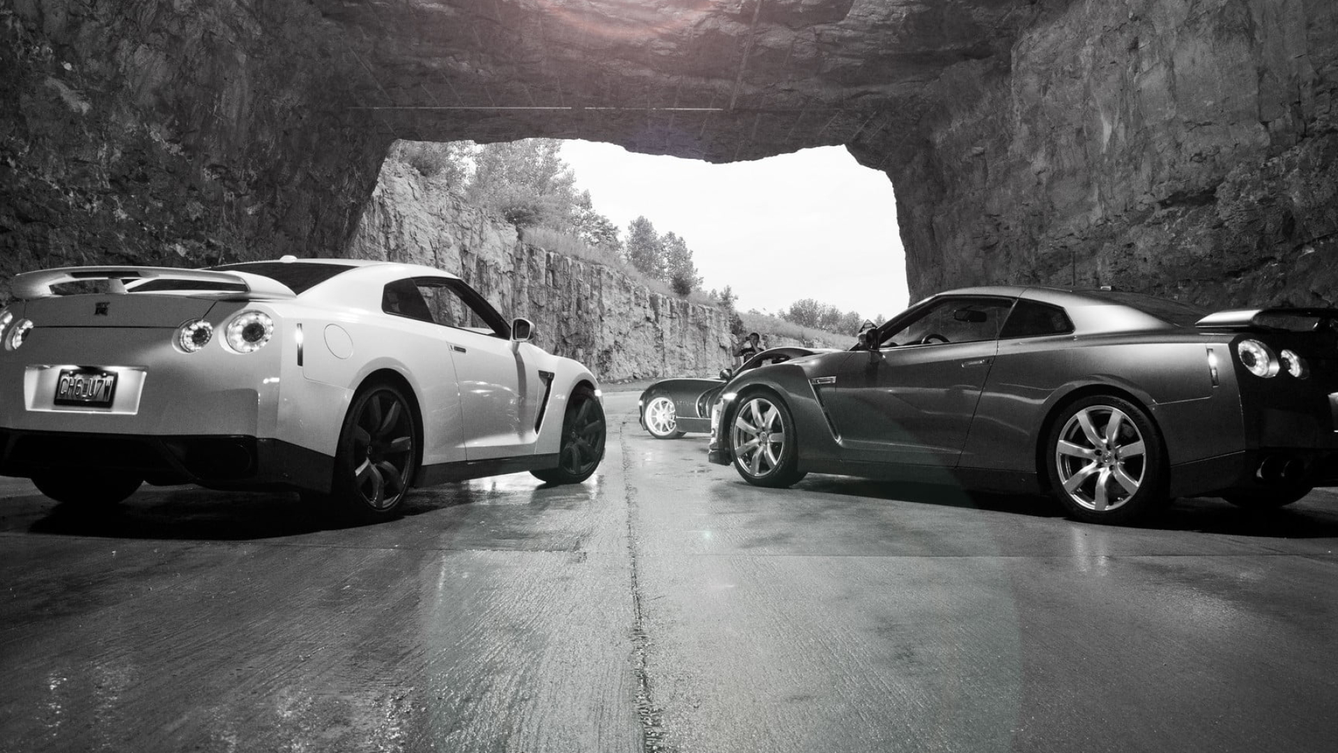 Nissan GT-R and Dodge Viper, Grayscale photography, Dynamic duo, Automotive excellence, 1920x1080 Full HD Desktop