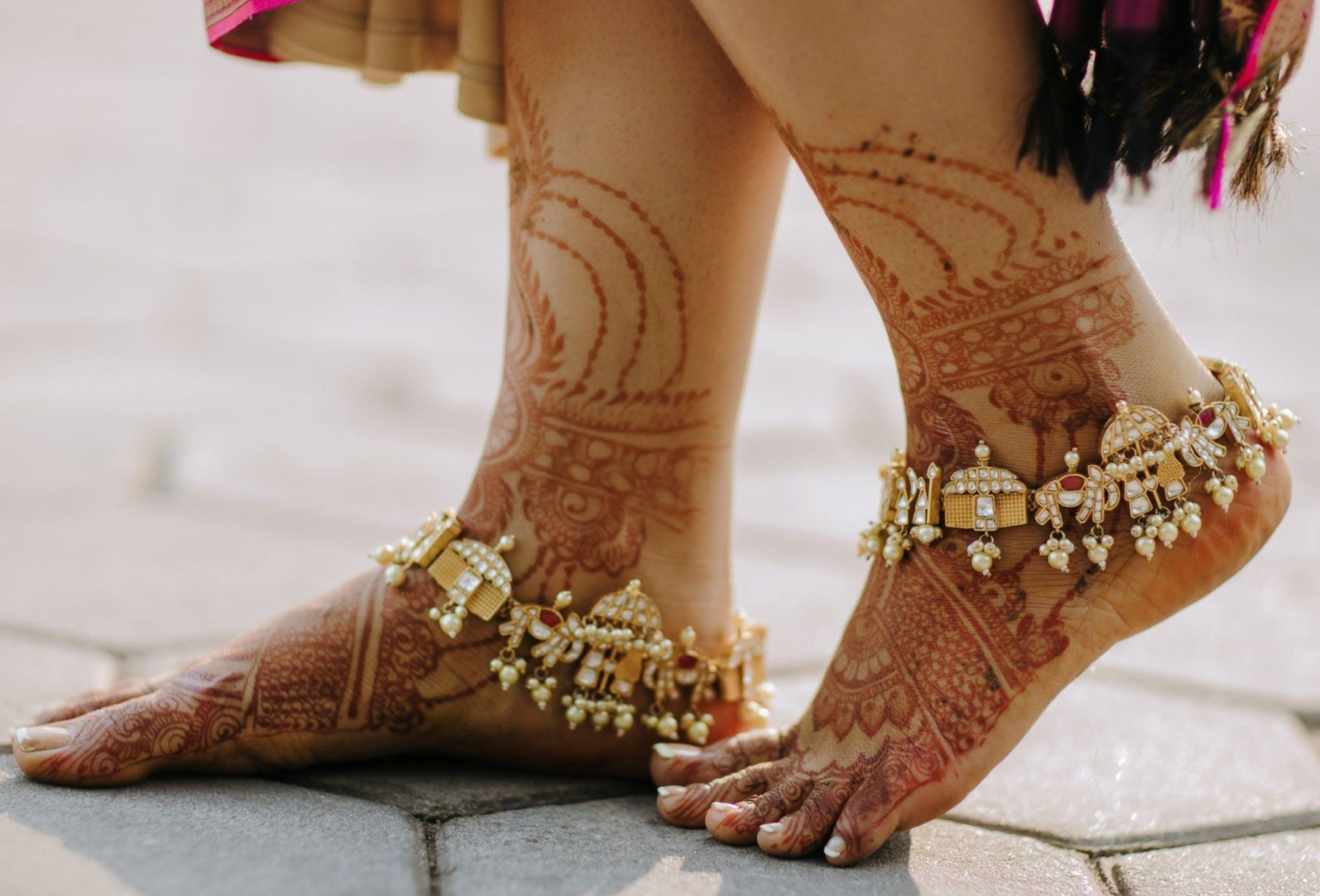 Gold anklet designs, South Indian bride inspiration, Brides' look, Bridal anklets, 2800x1900 HD Desktop