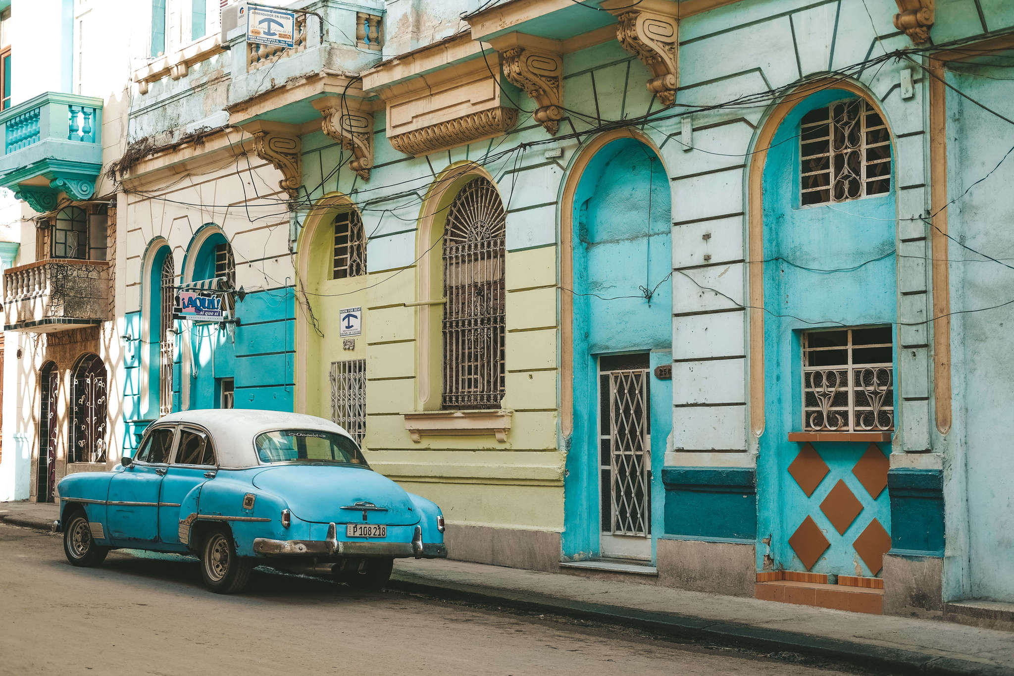 Inspiring Havana photos, Travel inspiration, Cuban vibes, Captivating city, 2050x1370 HD Desktop