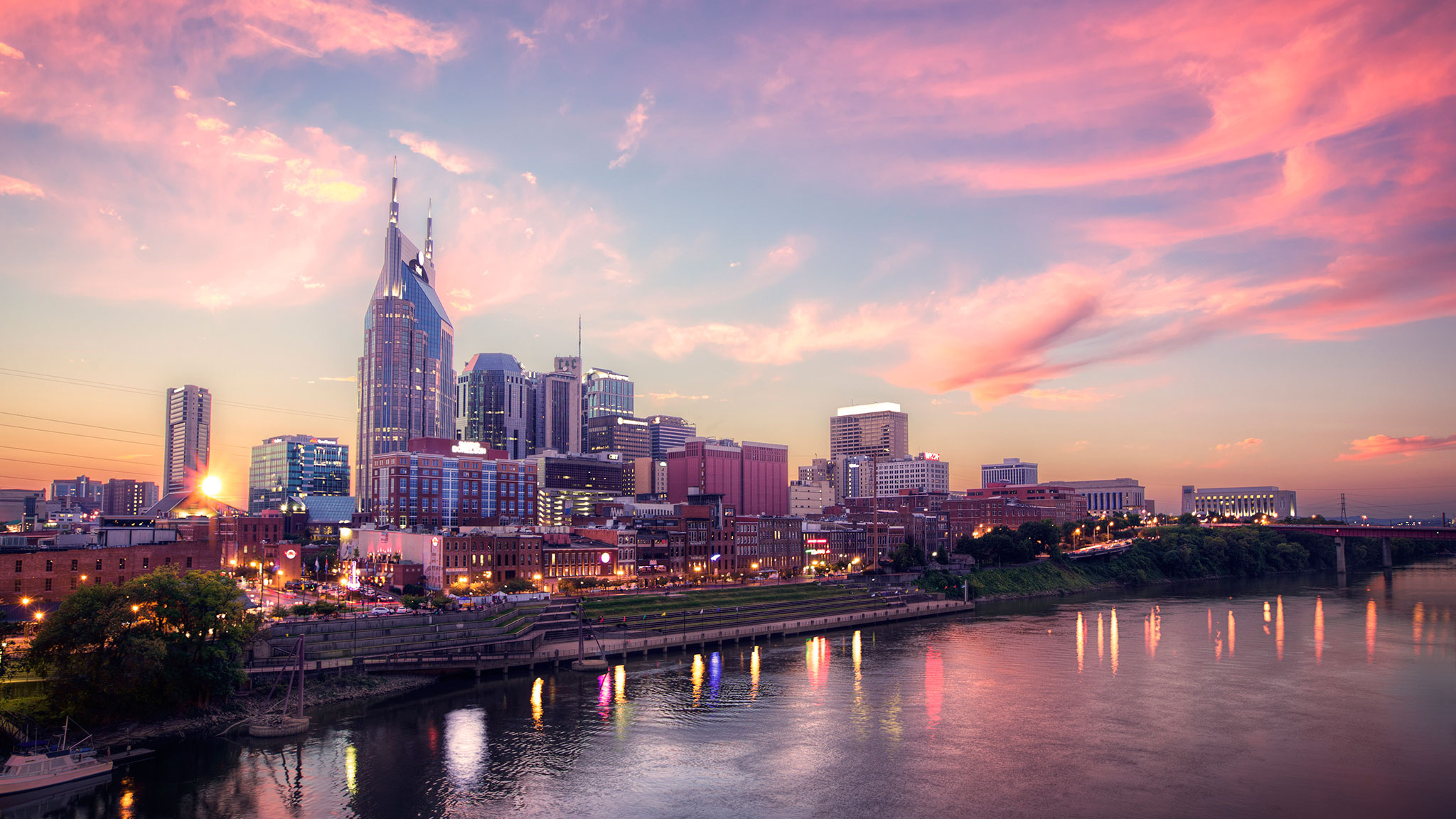 Nashville Skyline, Nighttime panorama, City lights, Urban energy, 2050x1160 HD Desktop