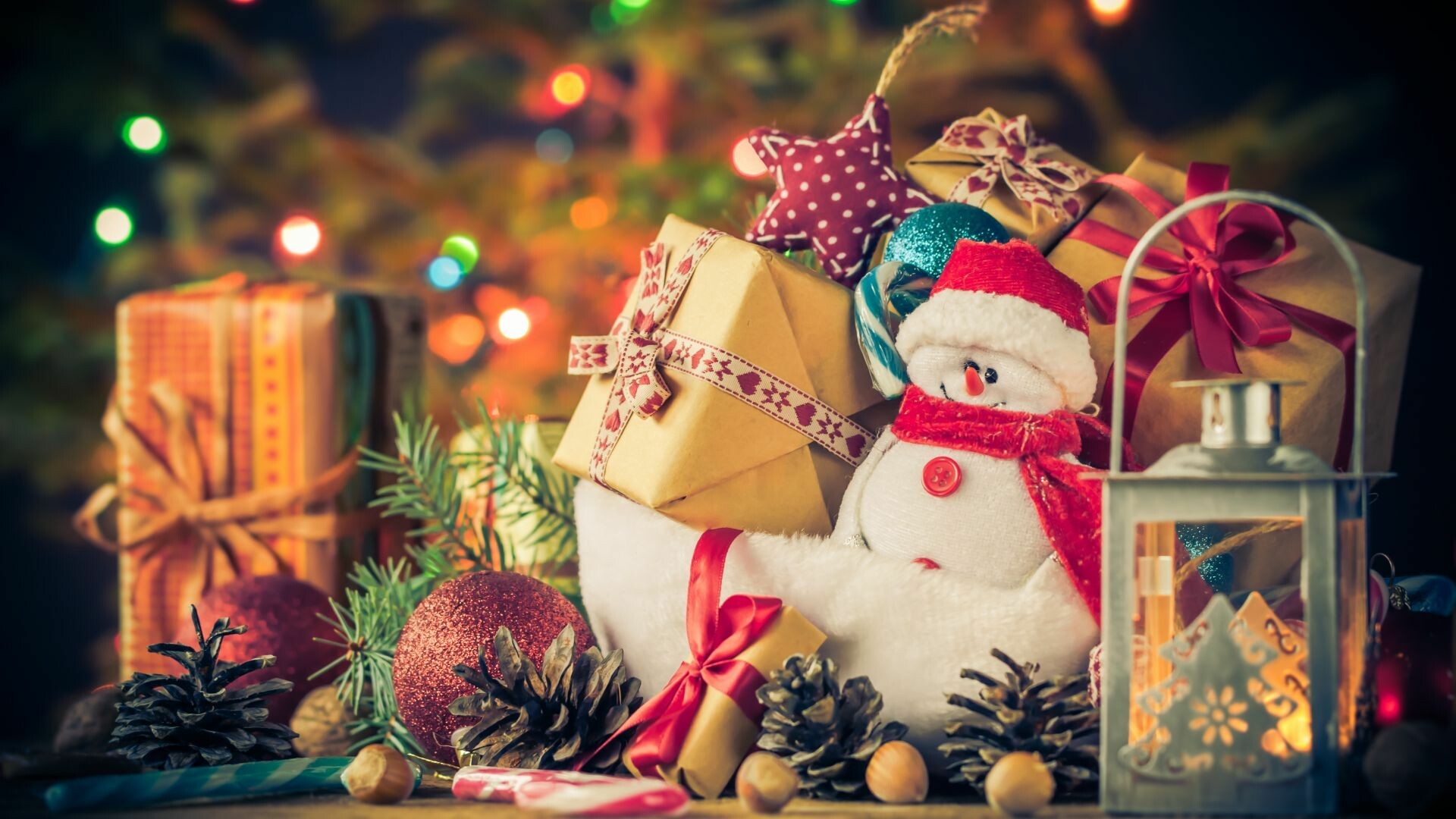 Christmas, Decorations, Holiday season, Ethereal, 1920x1080 Full HD Desktop