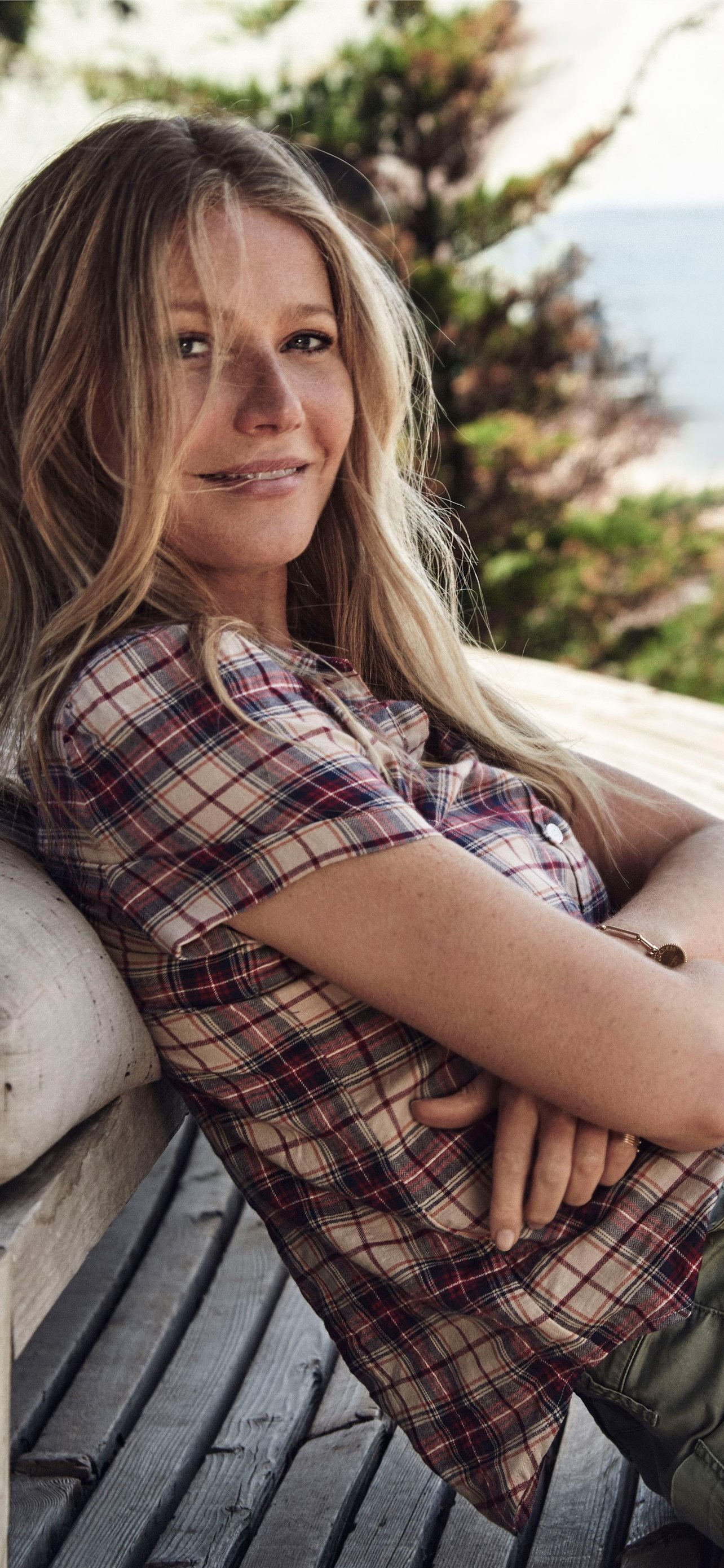 Gwyneth Paltrow, iPhone wallpapers, Free download, High quality, 1290x2780 HD Phone