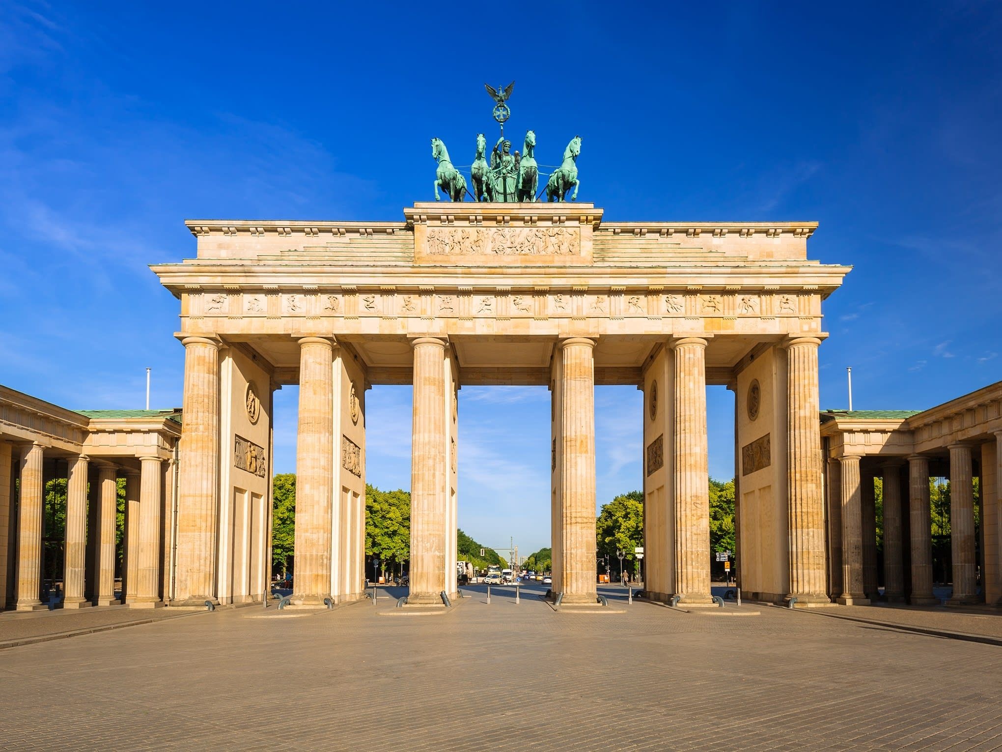 Ikonisches Brandenburger Tor in Berlin, 2040x1530 HD Desktop