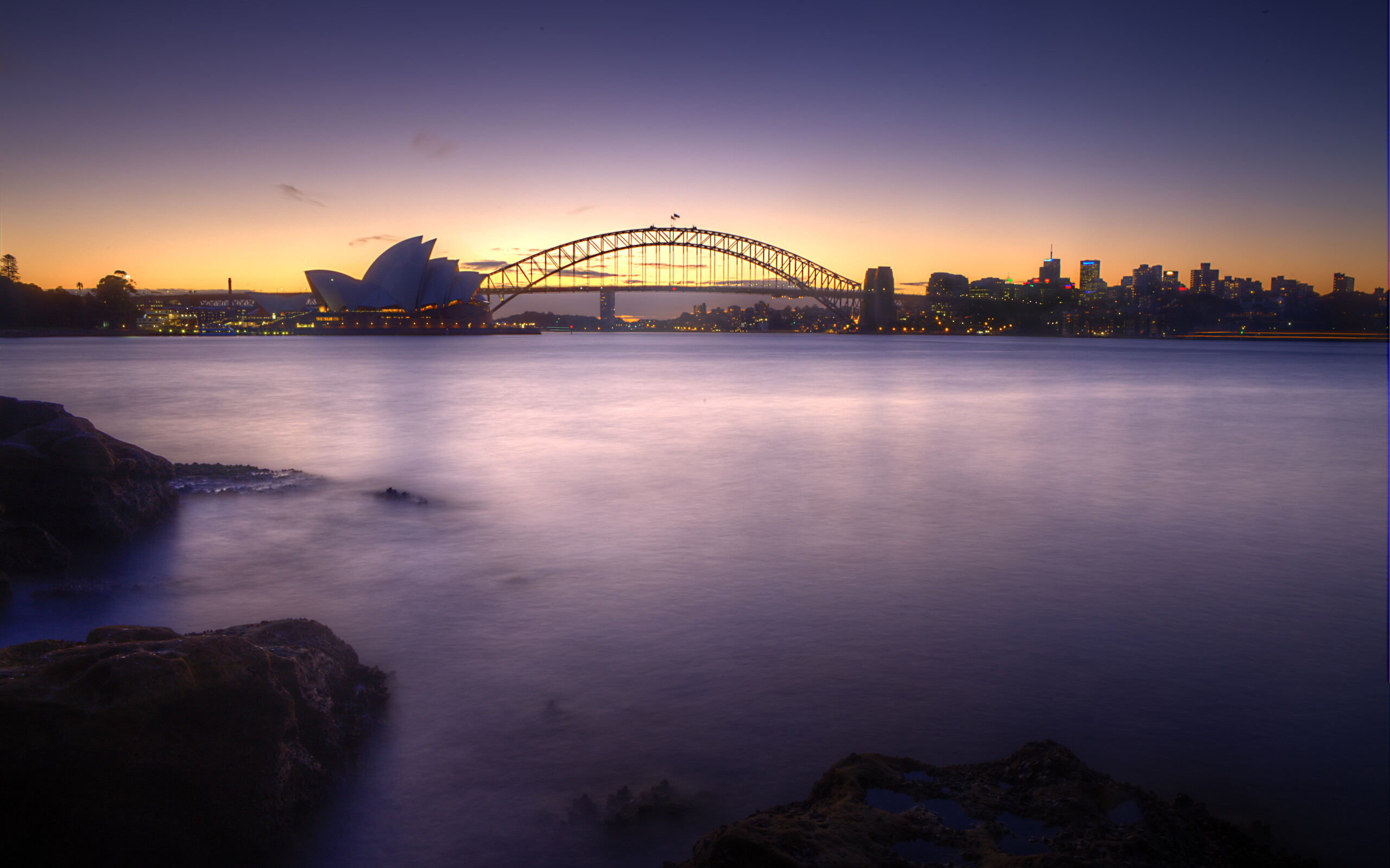 Australia: The metropolis surrounding Sydney Harbor, Located on Australia's east coast. 2560x1600 HD Wallpaper.