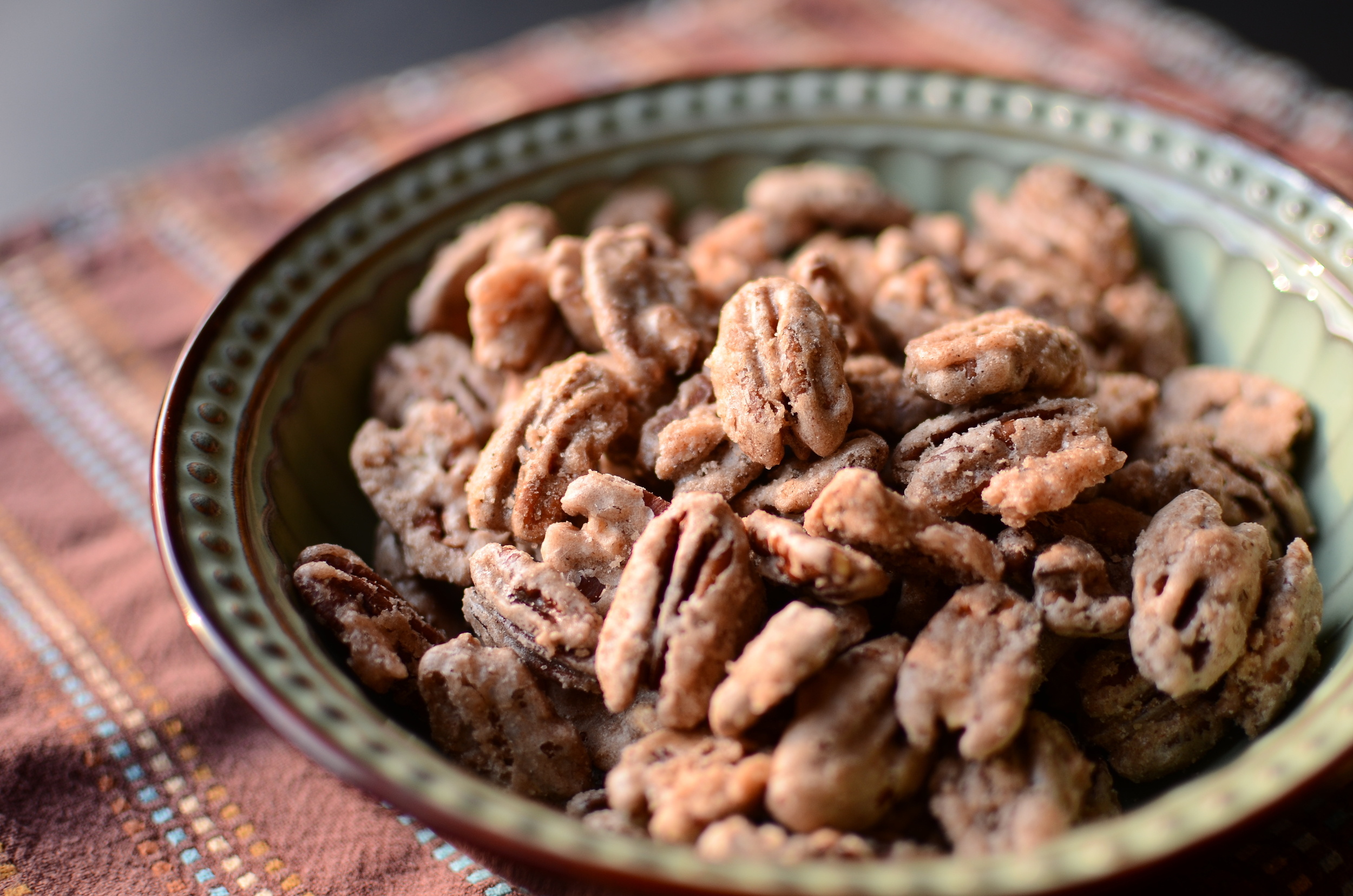 Pecans: A Native American word that was used to describe nuts requiring a stone to crack. 2500x1660 HD Background.