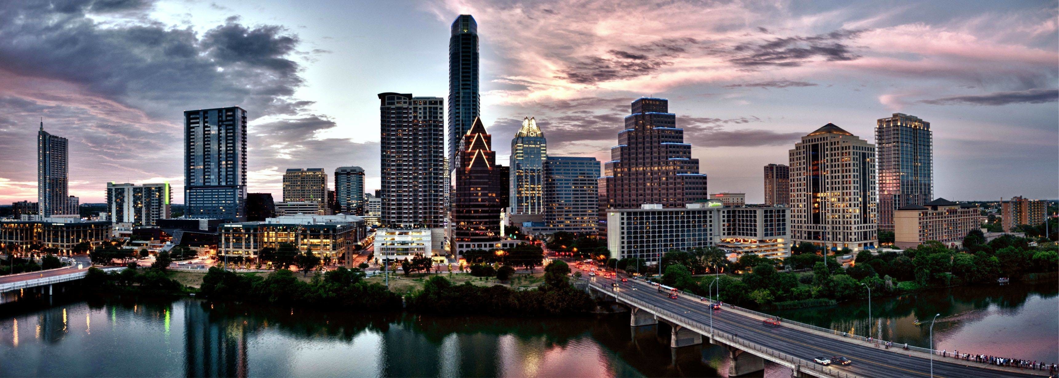 Austin: One of the fastest growing large cities in the United States since 2010. 3450x1240 Dual Screen Wallpaper.