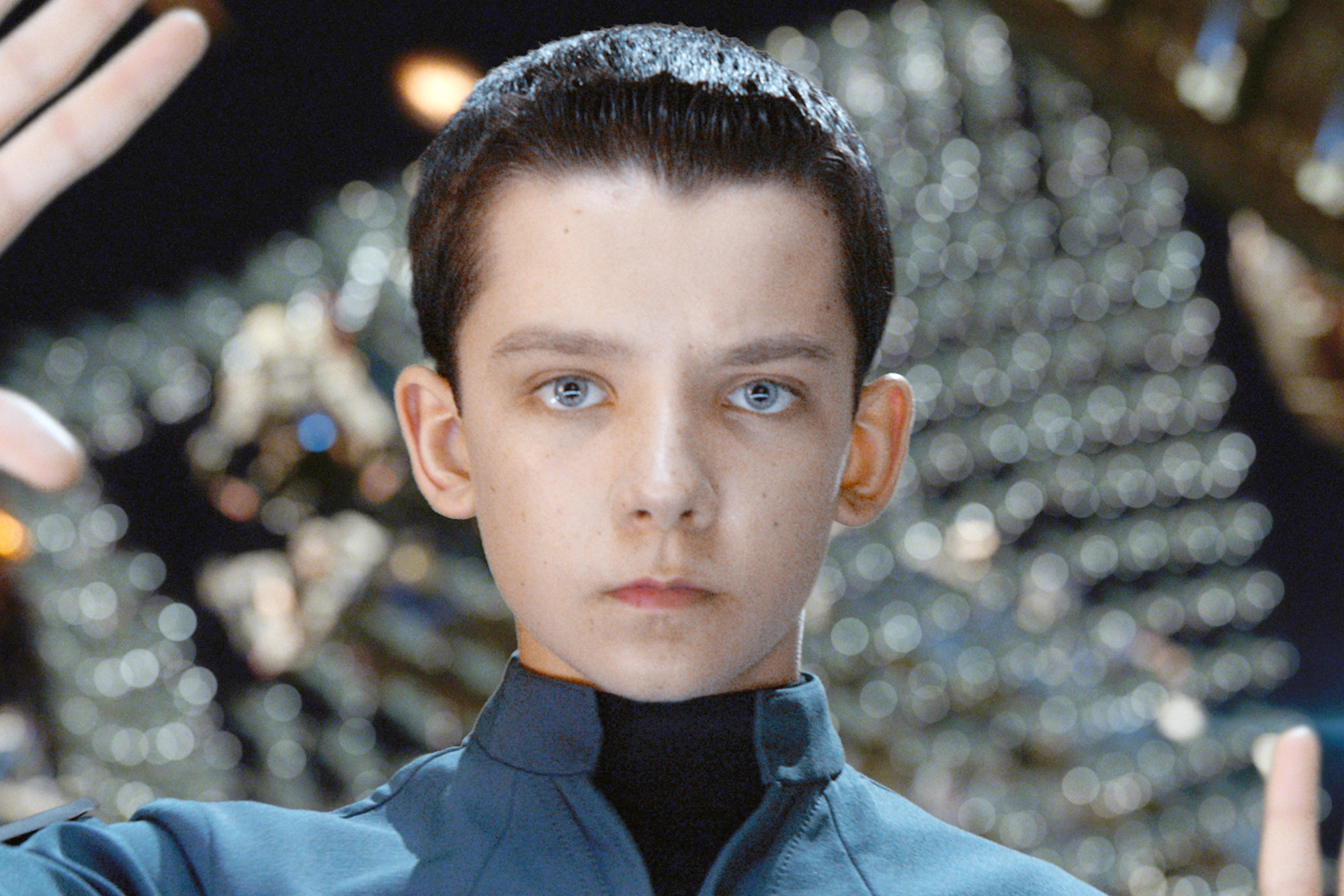 Asa Butterfield, Ender's Game, Refuses to grow, 2000x1340 HD Desktop