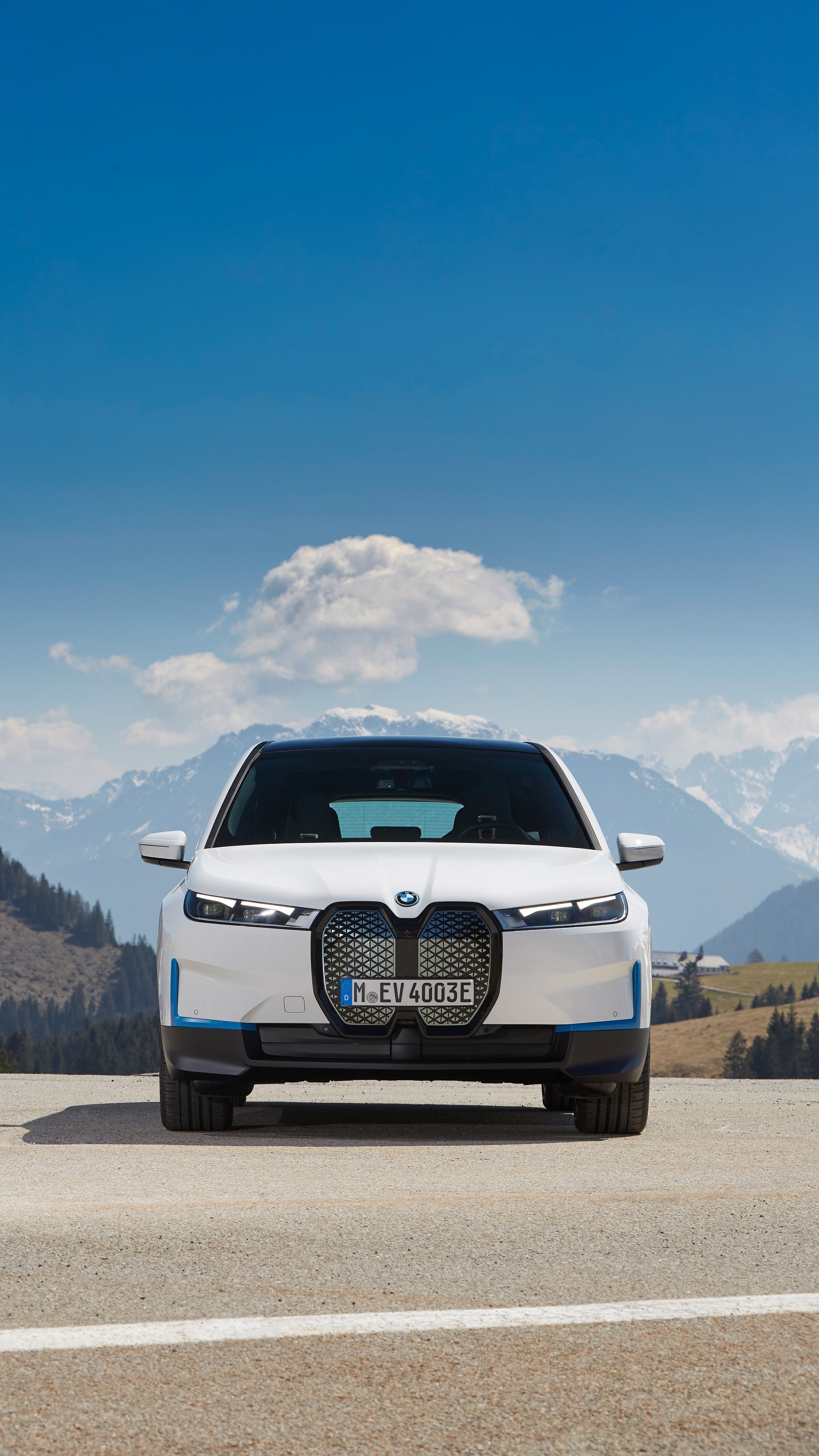 2022 BMW iX xDrive40, Front phone wallpapers, Striking visuals, Performance-driven, 1920x3420 HD Handy