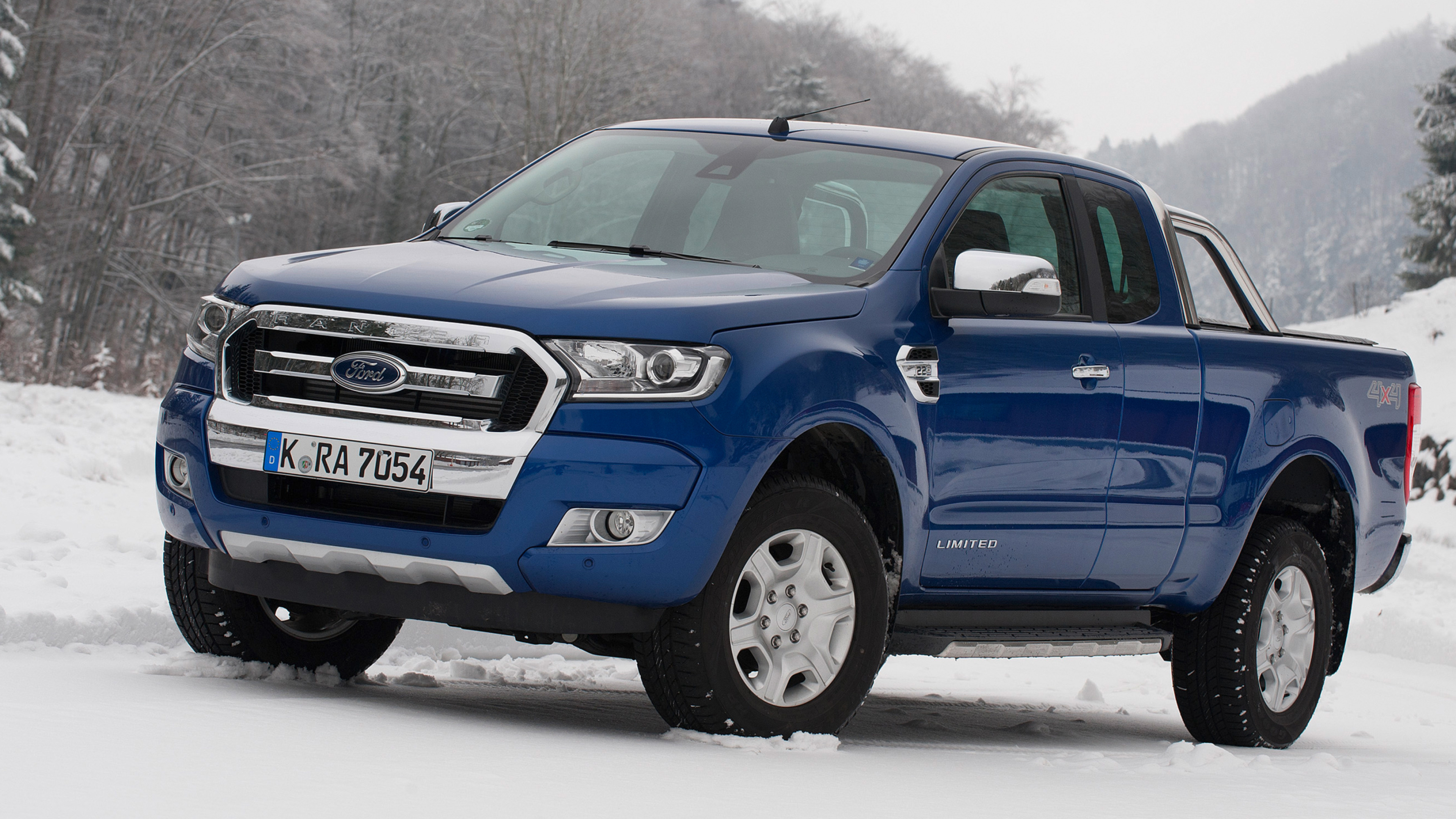 Ford Ranger: The car was reintroduced in North America in 2019 using the globally-marketed T6 model. 3840x2160 4K Background.
