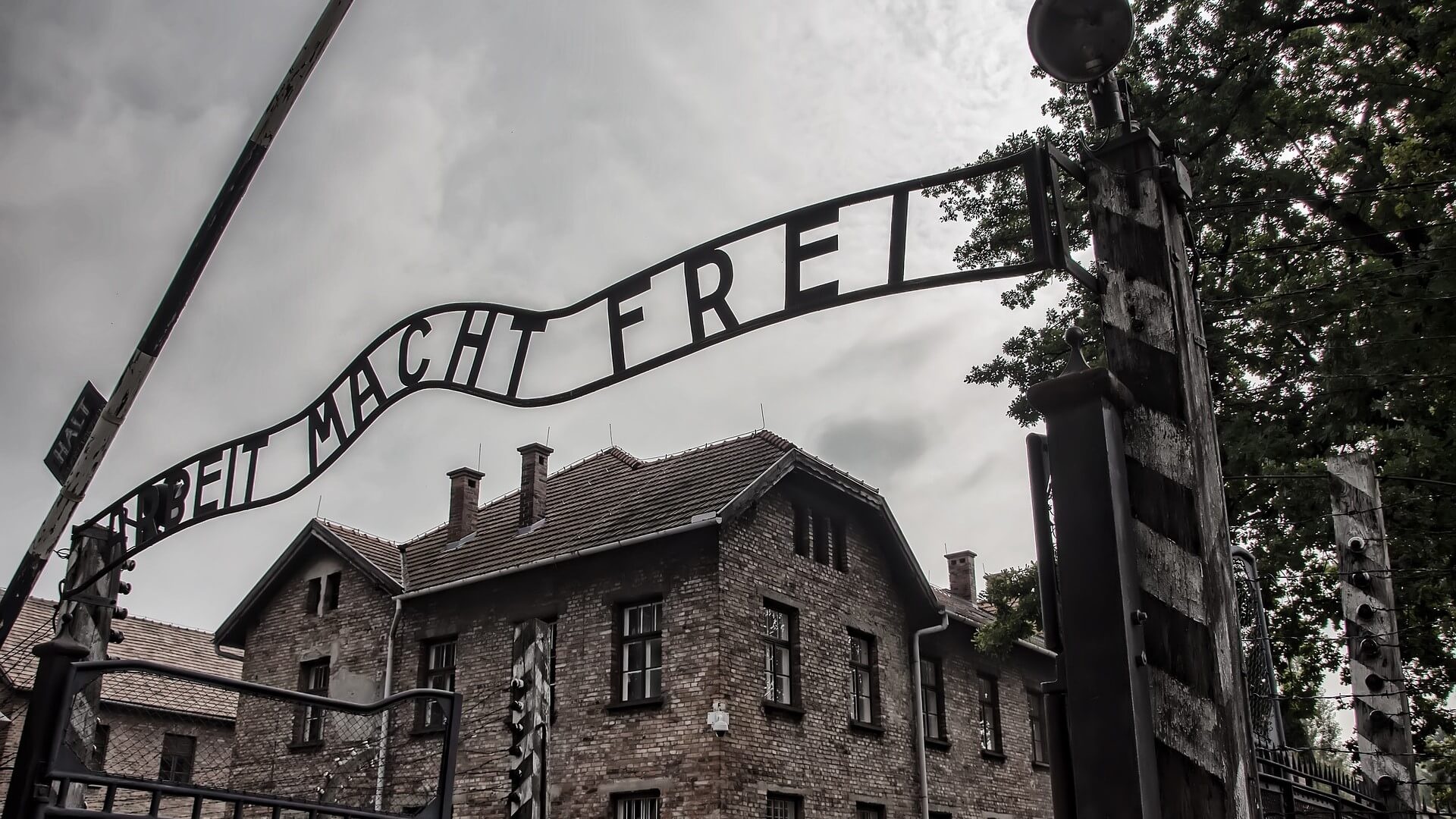 Auschwitz, Angela Merkel's visit, Commemorating the past, Lessons for the future, 1920x1080 Full HD Desktop