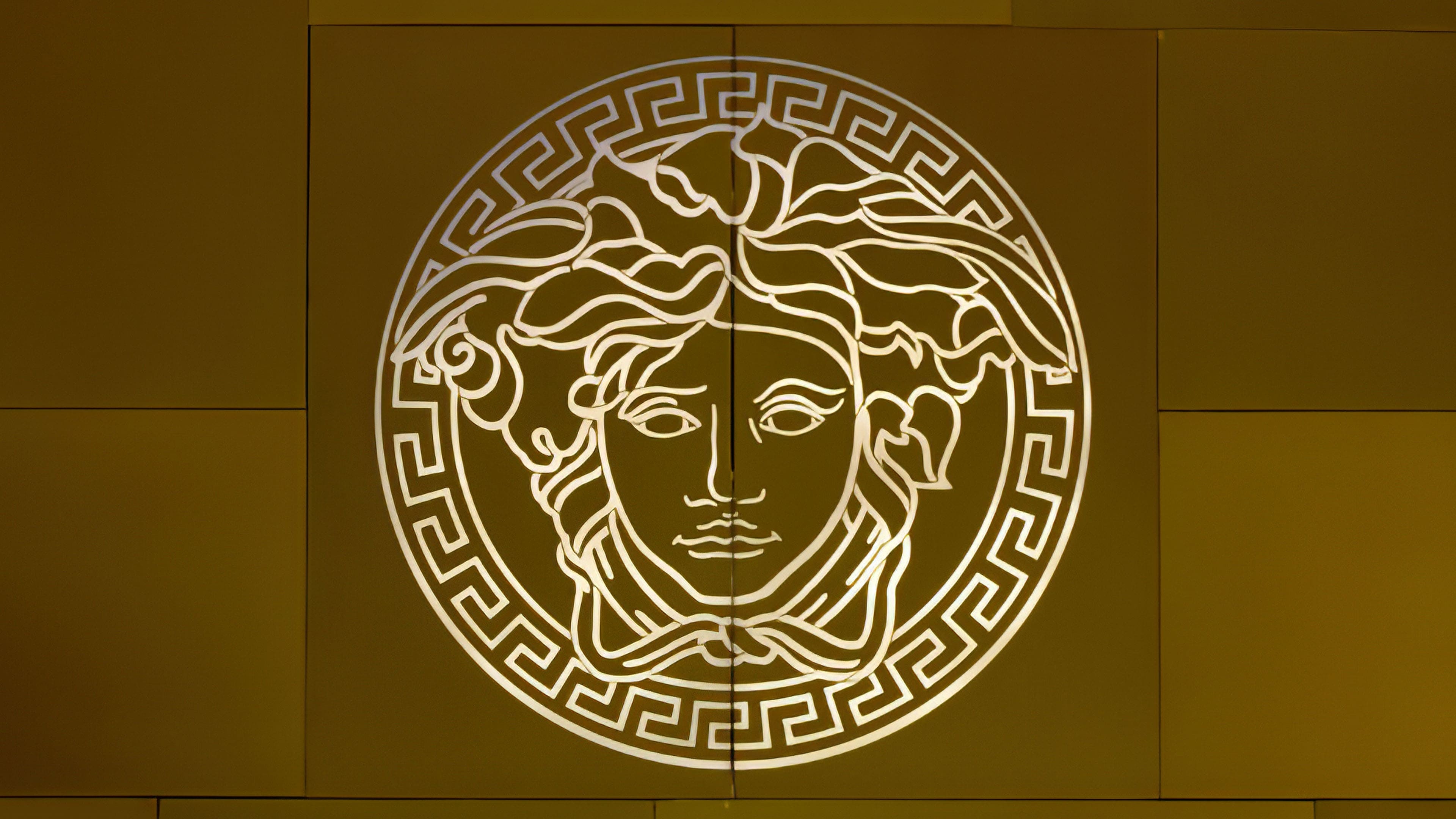 Versace: One of the most known logos from the fashion world, Medusa. 3840x2160 4K Background.
