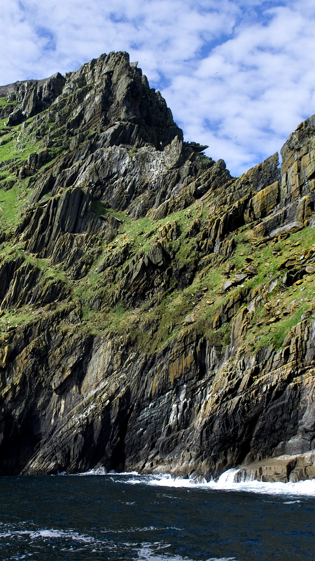 Skellig Michael, County Kerry coast, Ireland spotlight images, Captivating landscape, 1080x1920 Full HD Handy