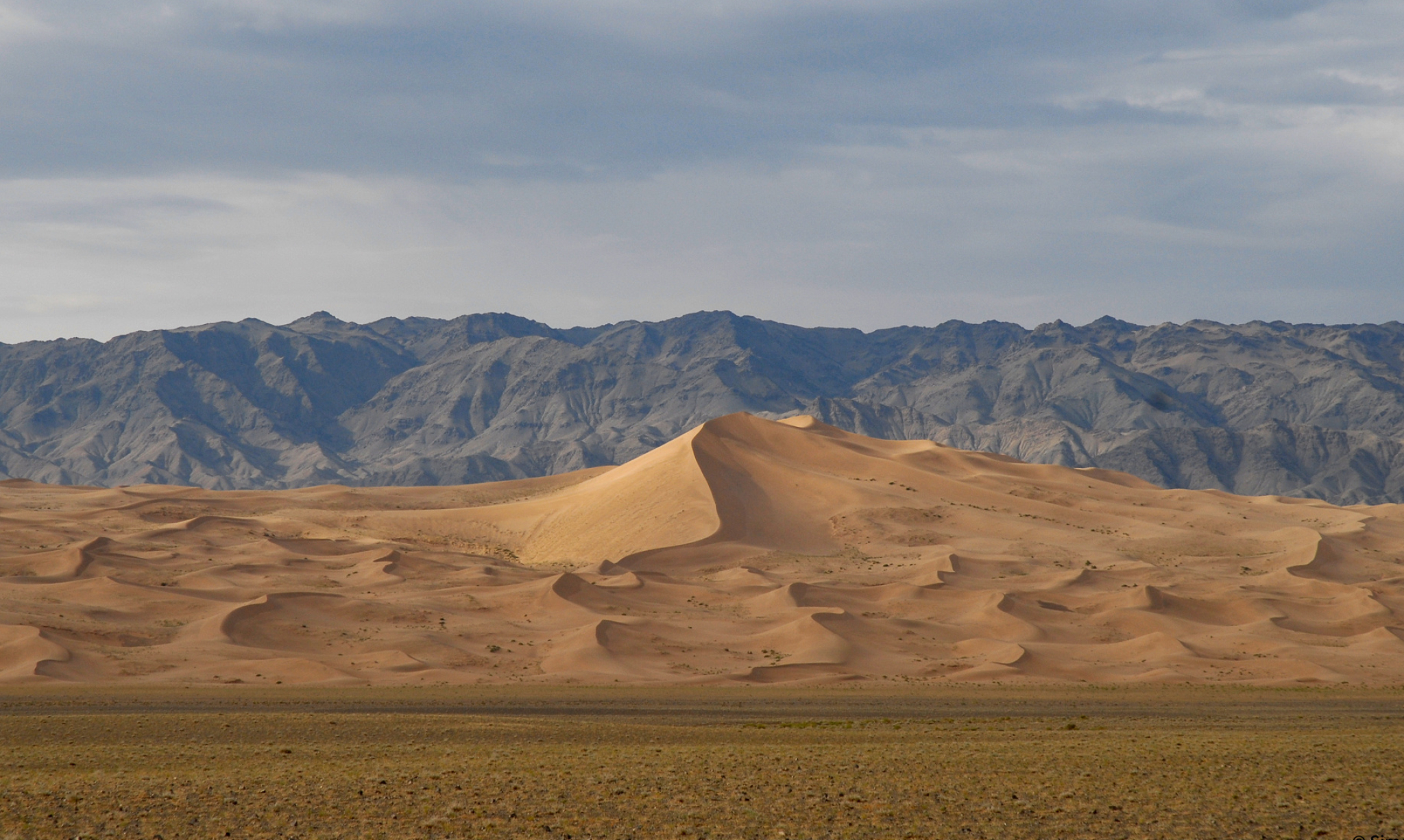 Gobi Desert, The AX photography, Untamed beauty, Dunes and sand, 2050x1230 HD Desktop