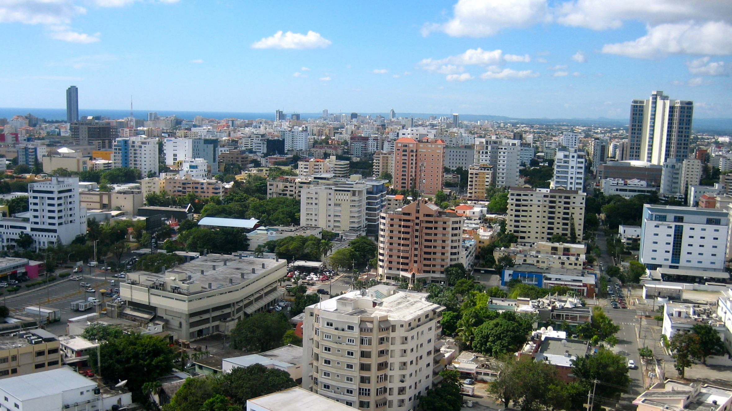 Santo Domingo, City downtown, Public domain photo, CC0 images, 2360x1330 HD Desktop