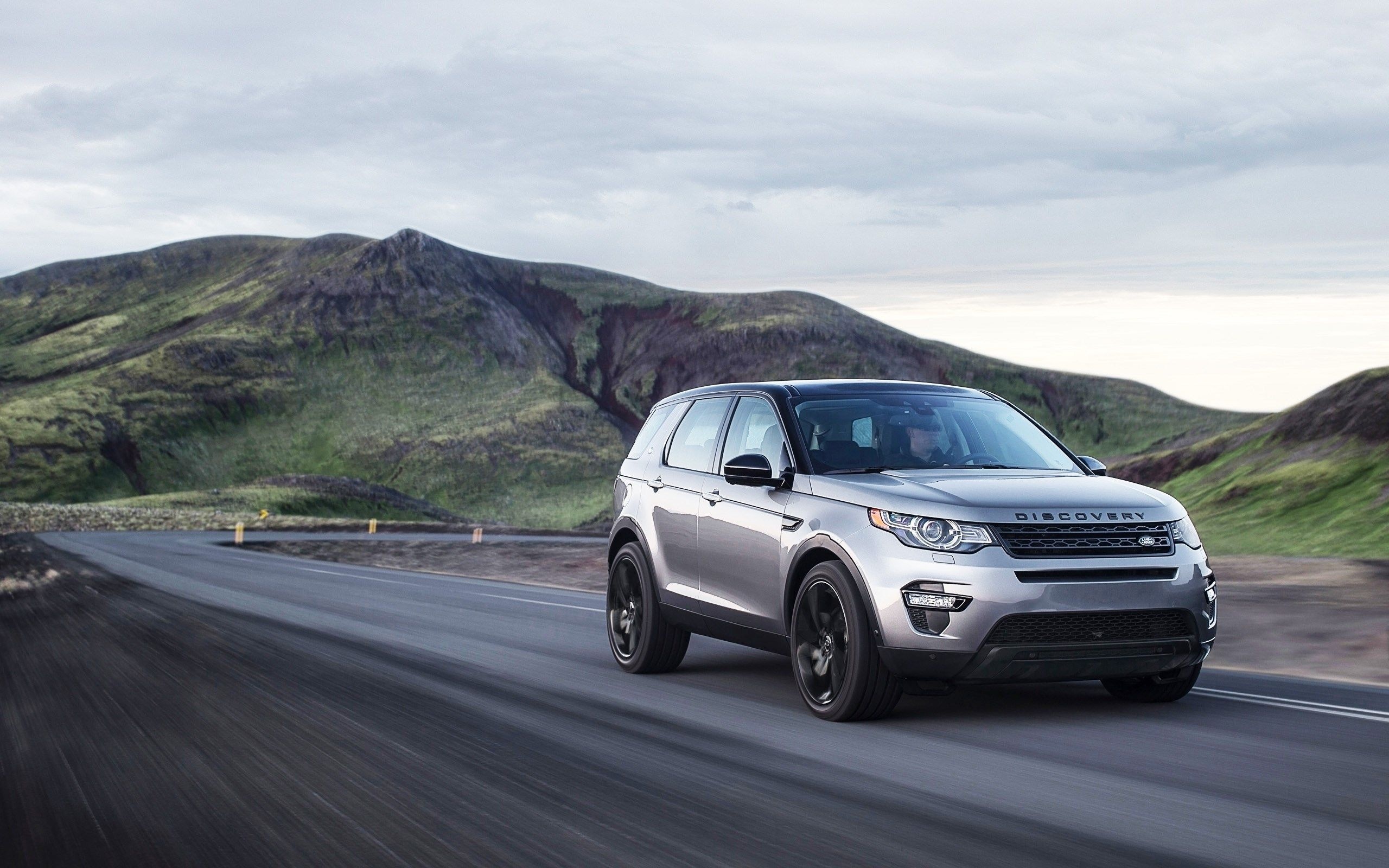 Land Rover Discovery, Discovery Sport, Top-quality wallpapers, 2560x1600 HD Desktop