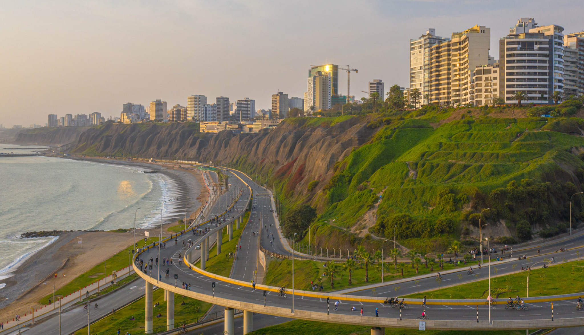 Lima Peru, Modern metropolis, Cultural diversity, Architectural marvels, 2050x1180 HD Desktop