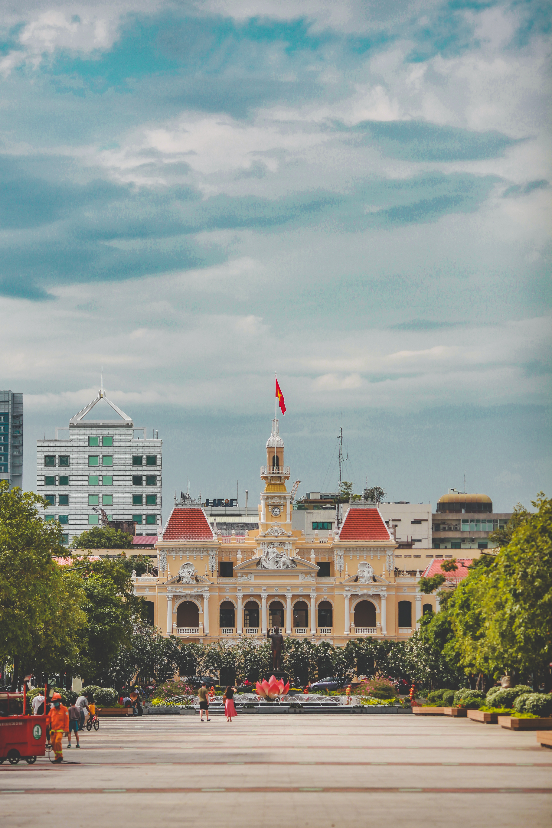 Ho Chi Minh City, Pexels stock photos, 100 free downloads, Stunning photography, 1830x2740 HD Phone
