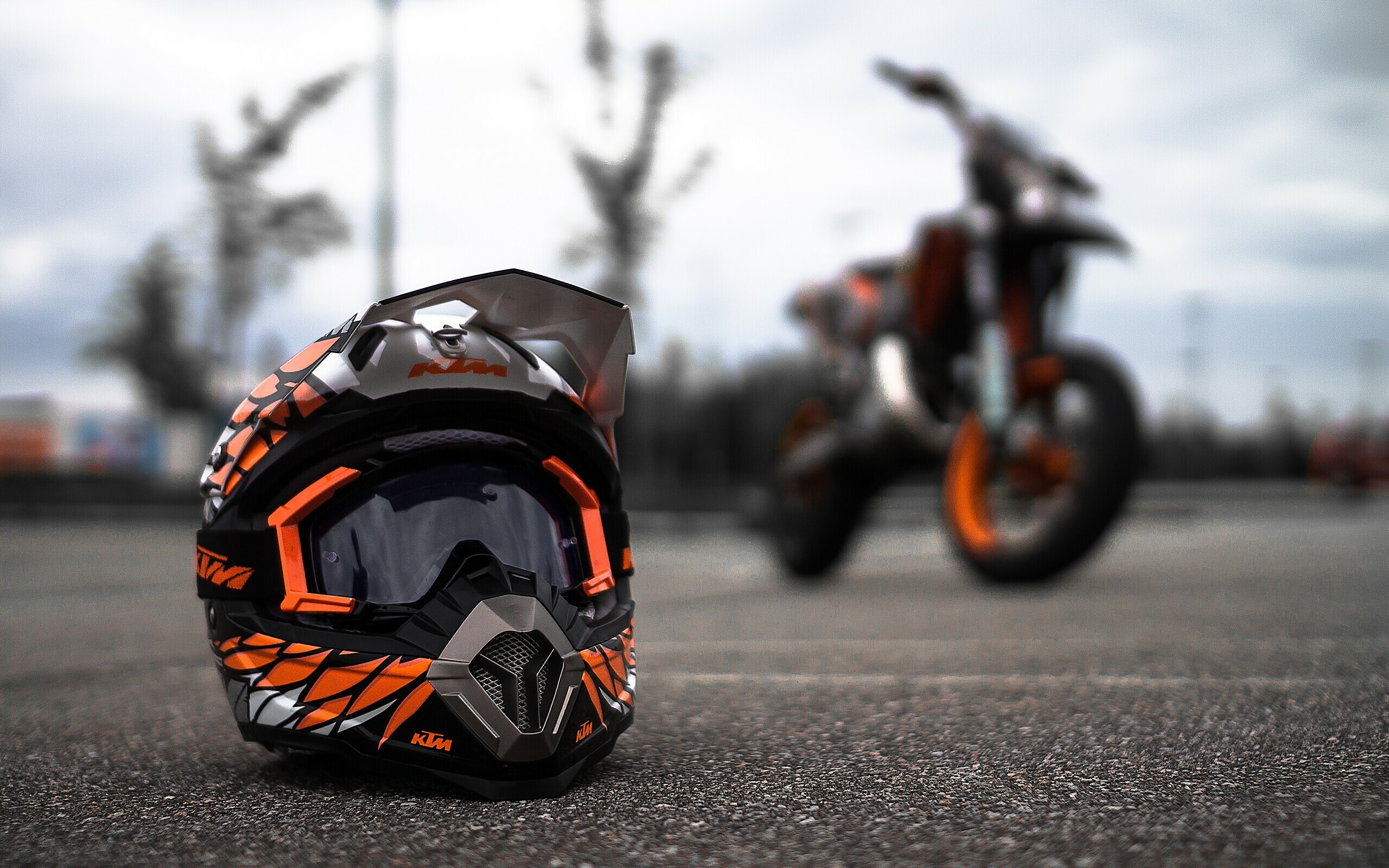 KTM helmet, HD 4K wallpapers, Motorcycle safety, 2560x1600 HD Desktop