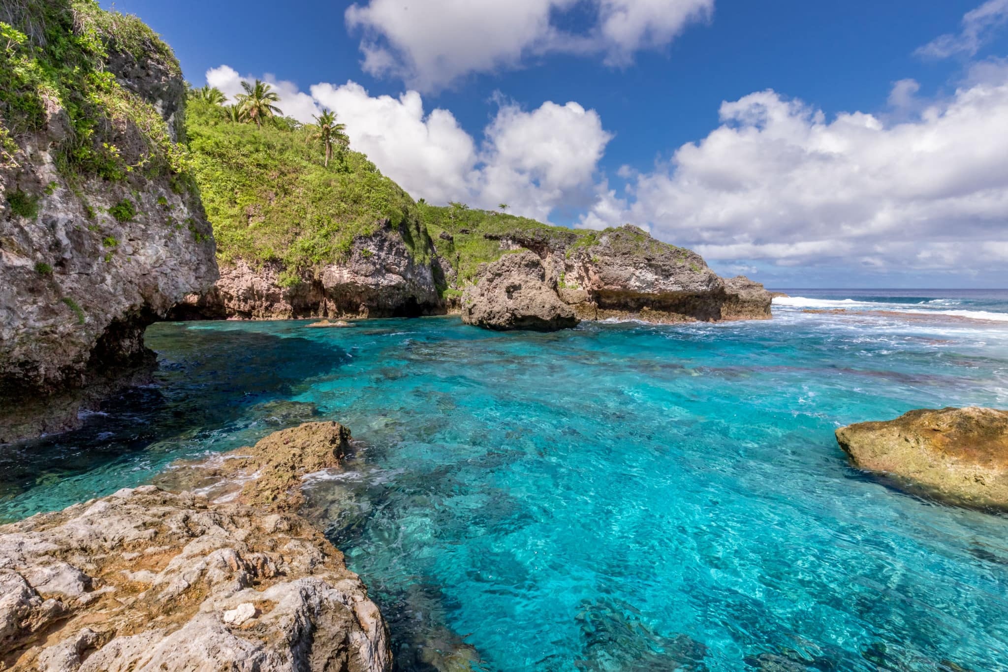 Niue, Remote island, Untouched beauty, Pacific paradise, 2050x1370 HD Desktop
