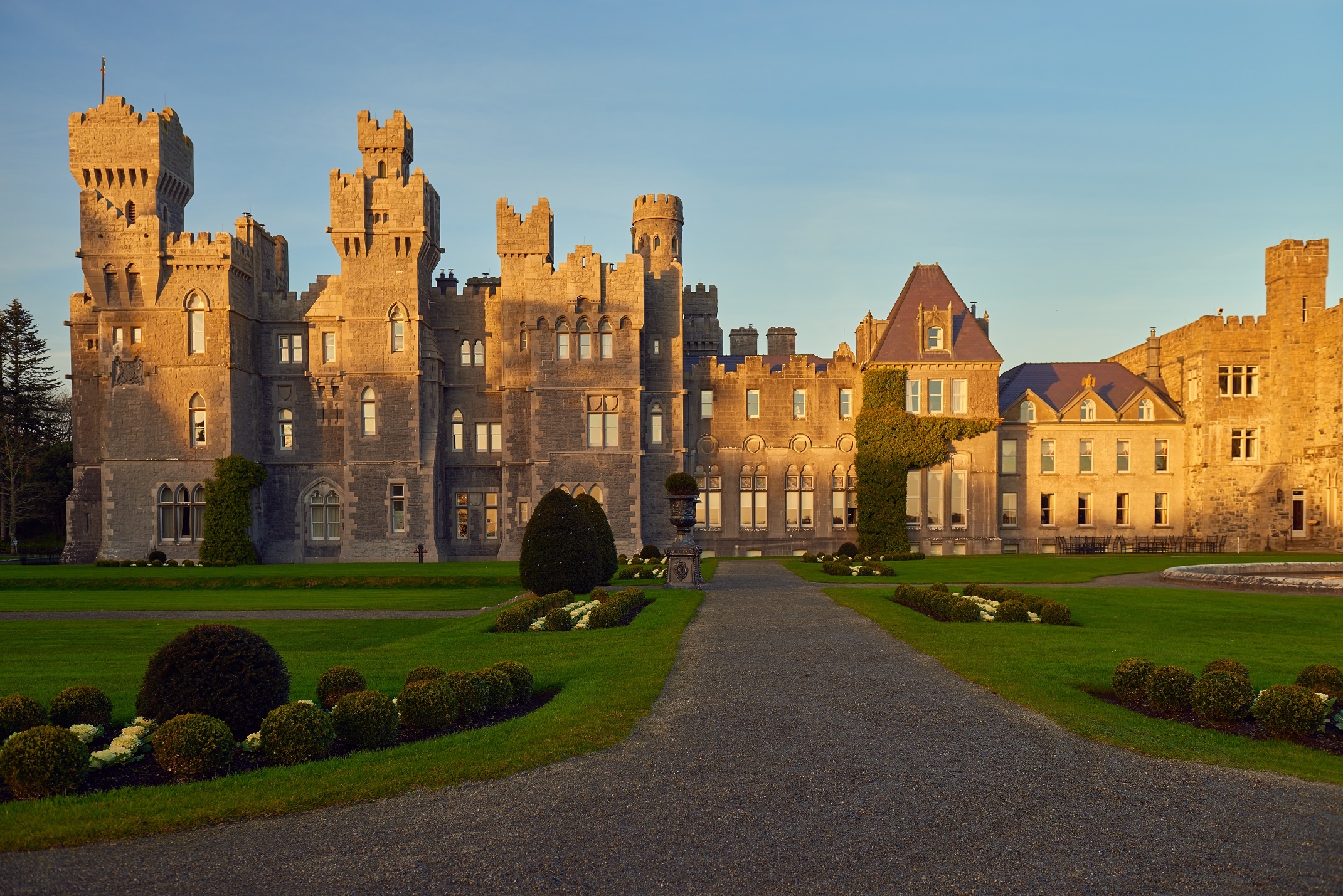 Irish Castle, Isolation experience, Irish history, Celtic charm, 2150x1430 HD Desktop