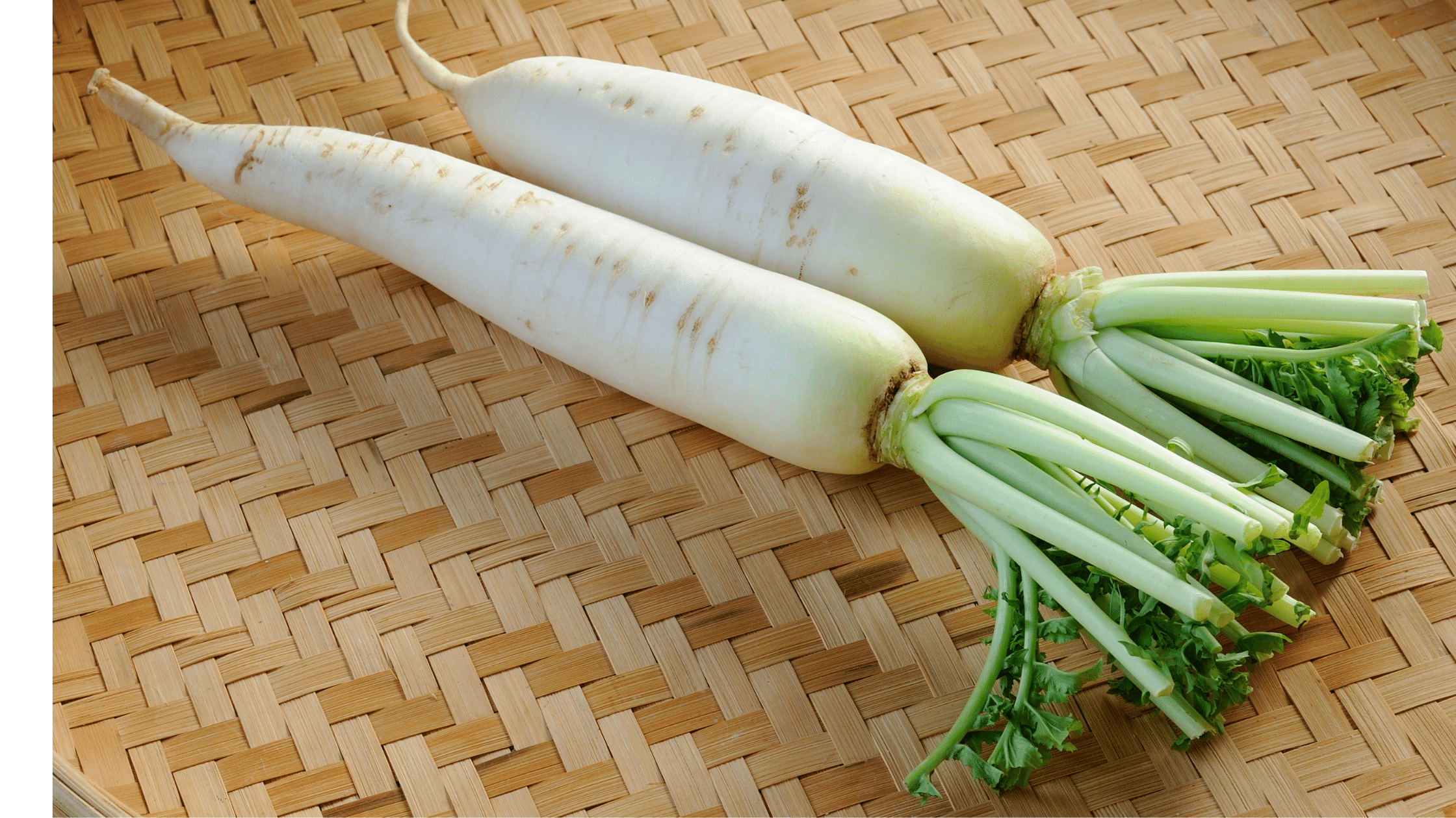 Daikon radish, Fresh vegetable, Crunchy texture, Healthy option, 2240x1260 HD Desktop