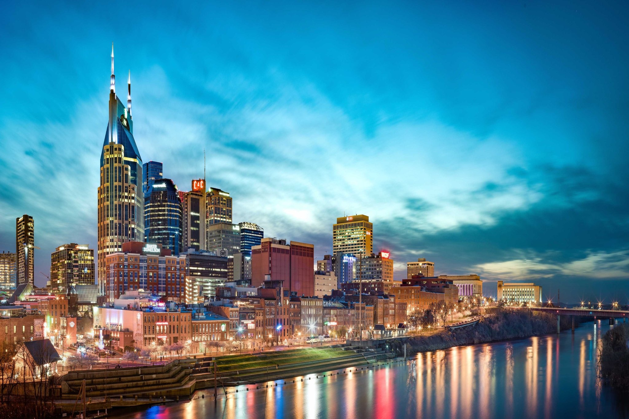 Nashville Skyline, Iconic cityscape, Breathtaking view, Skyline's charm, 2050x1370 HD Desktop