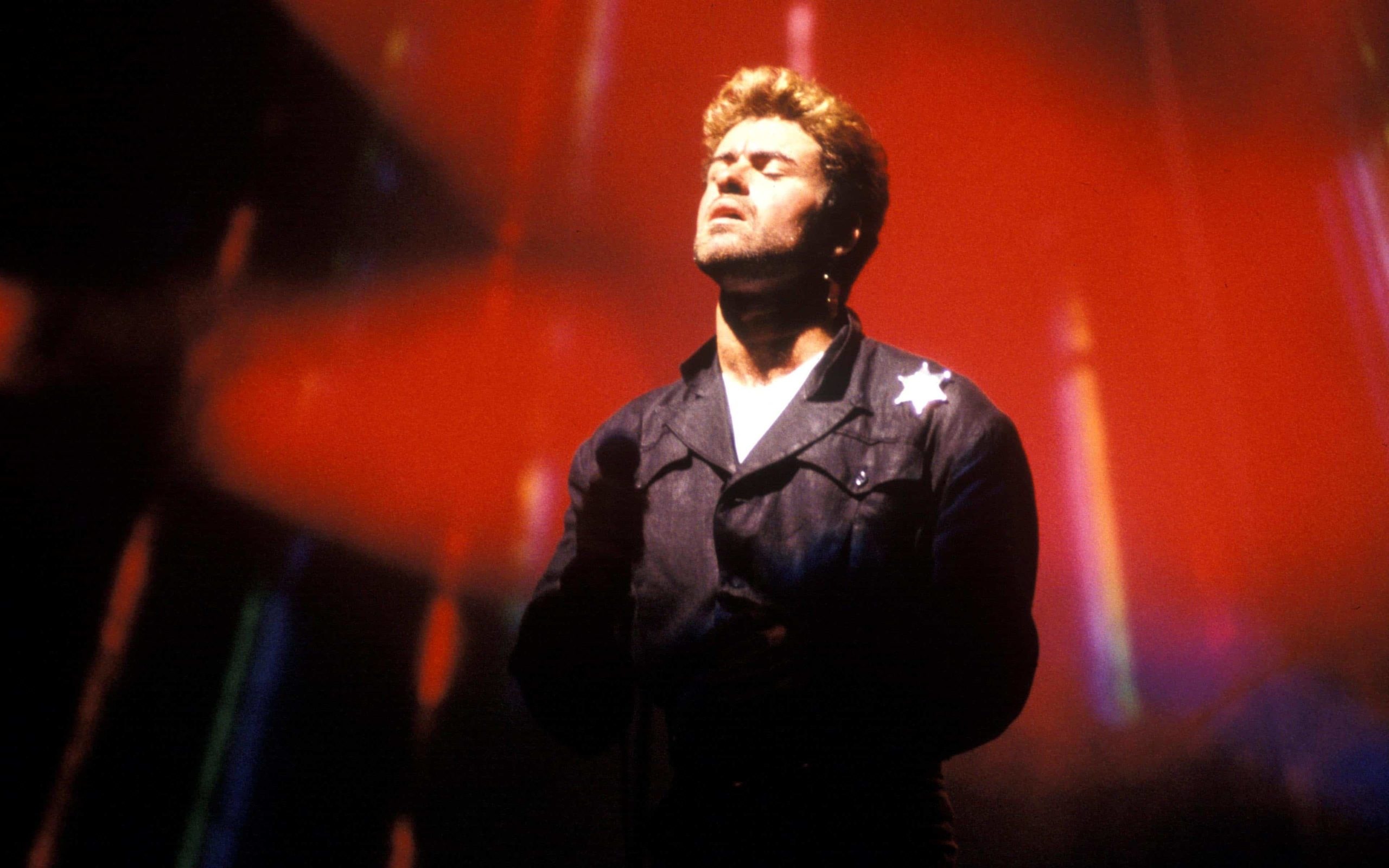 George Michael: Known as a creative force in songwriting, vocal performance, and visual presentation. 2560x1600 HD Wallpaper.