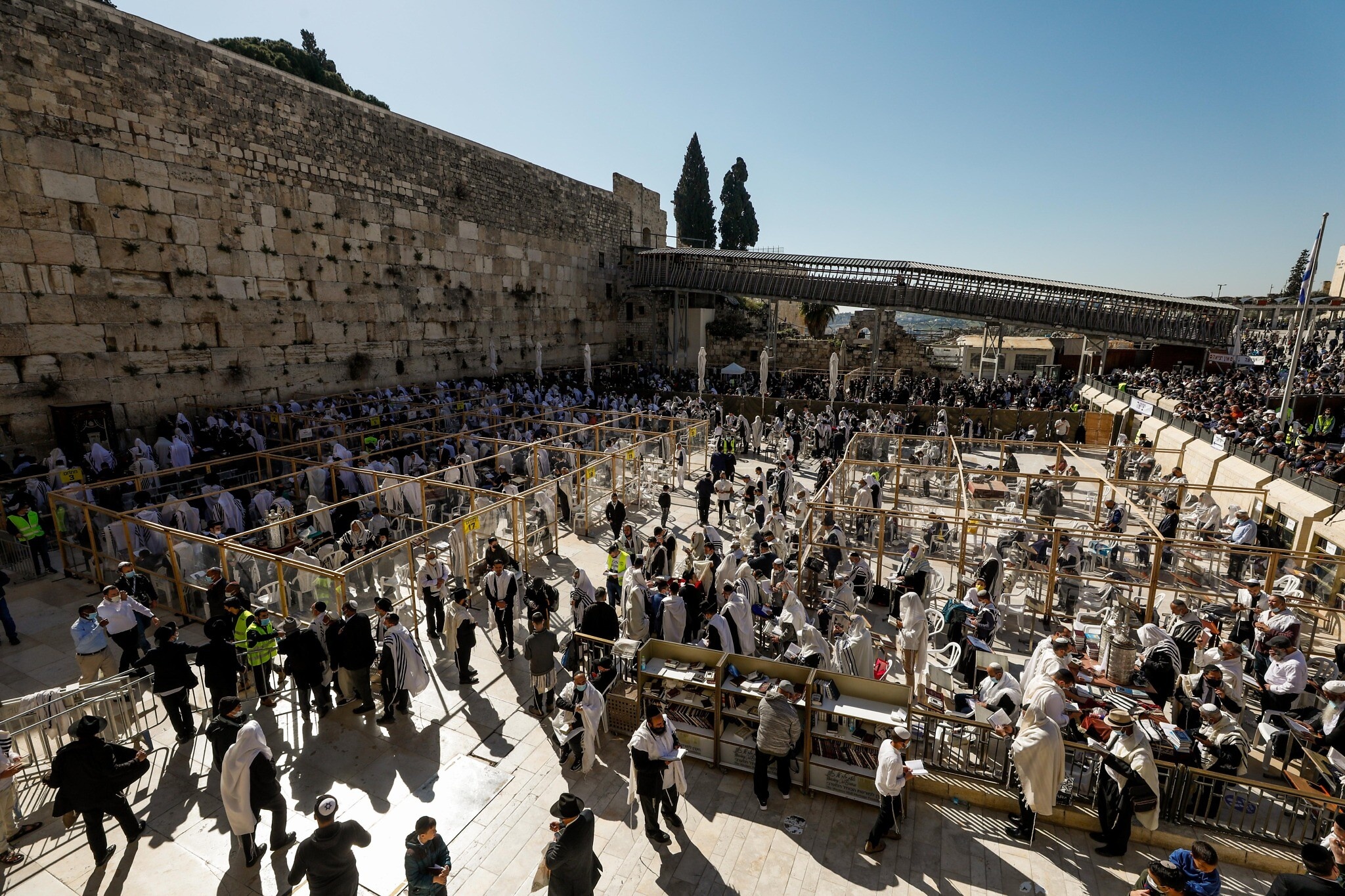 The Western Wall, Passover, Priestly Blessing, Ceremony, 2050x1370 HD Desktop