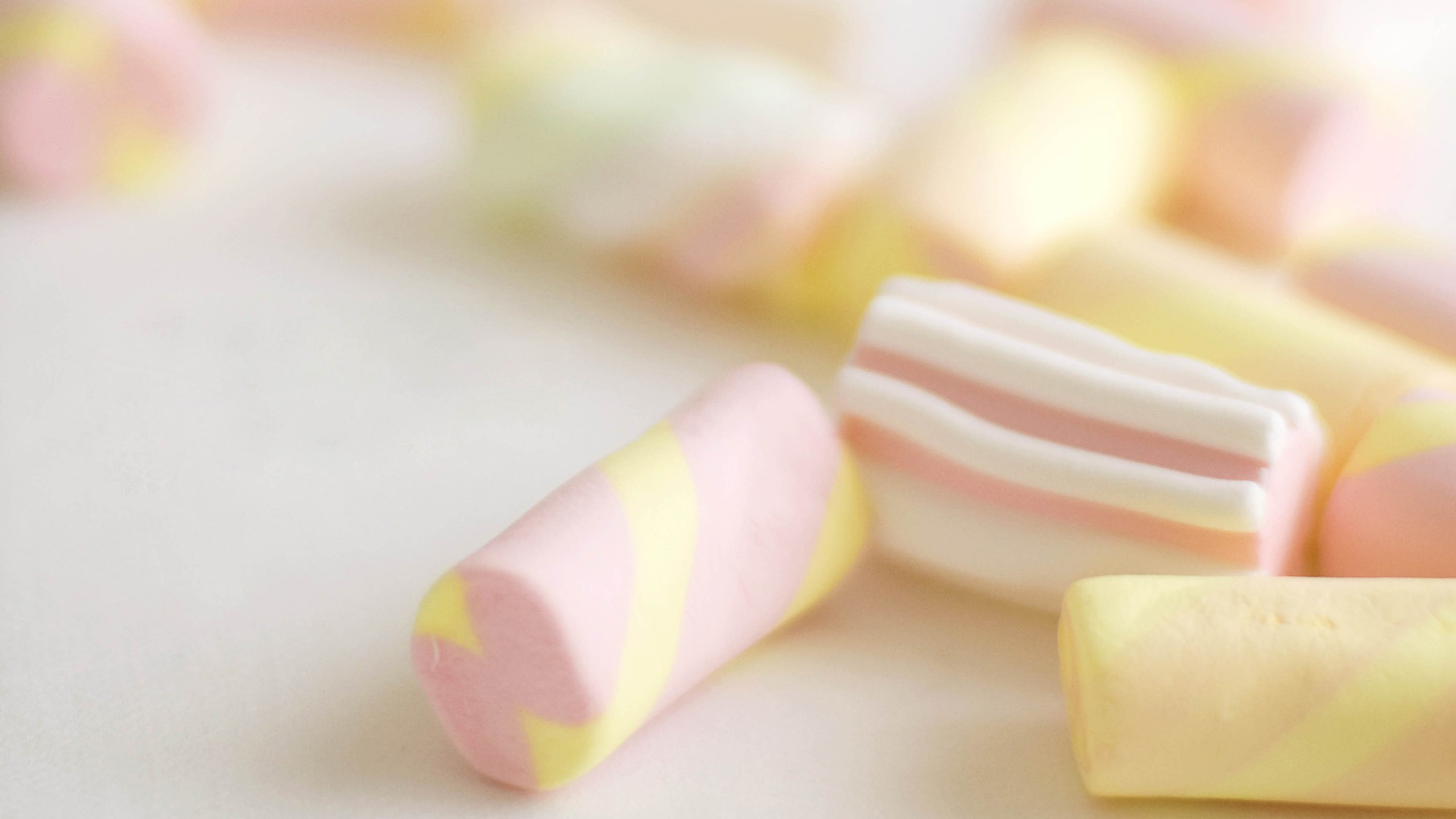 Marshmallow: Marshmallows, Range in consistency from chewy to semi-liquid. 2560x1440 HD Background.