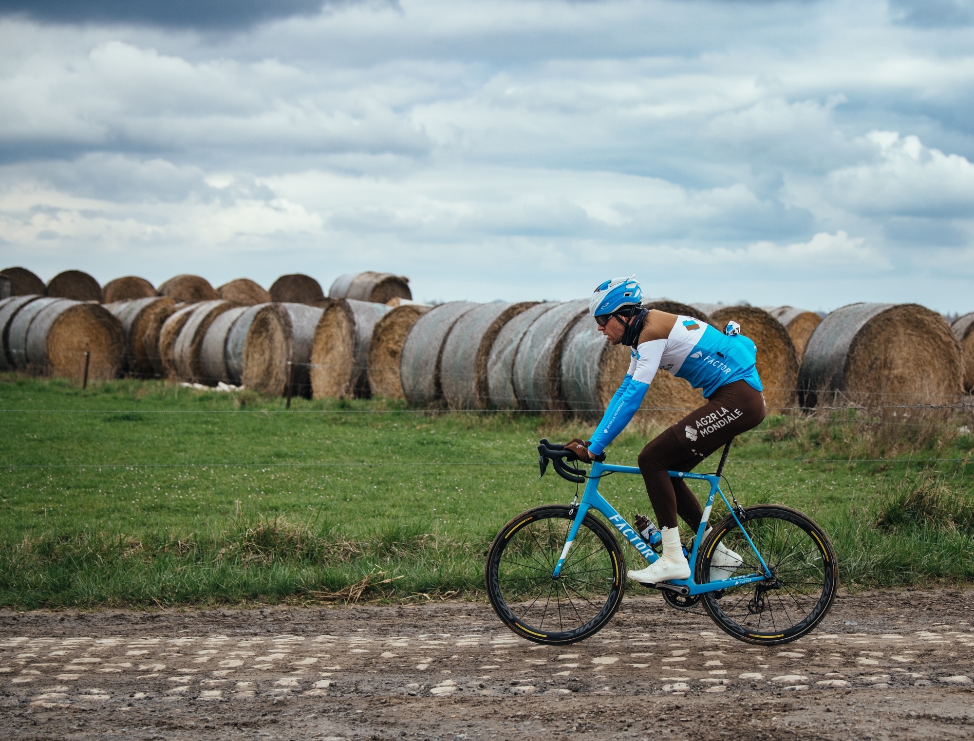 Factor Bikes, Paris-Roubaix tech, AG2R team, Cycling partnership, 2000x1530 HD Desktop