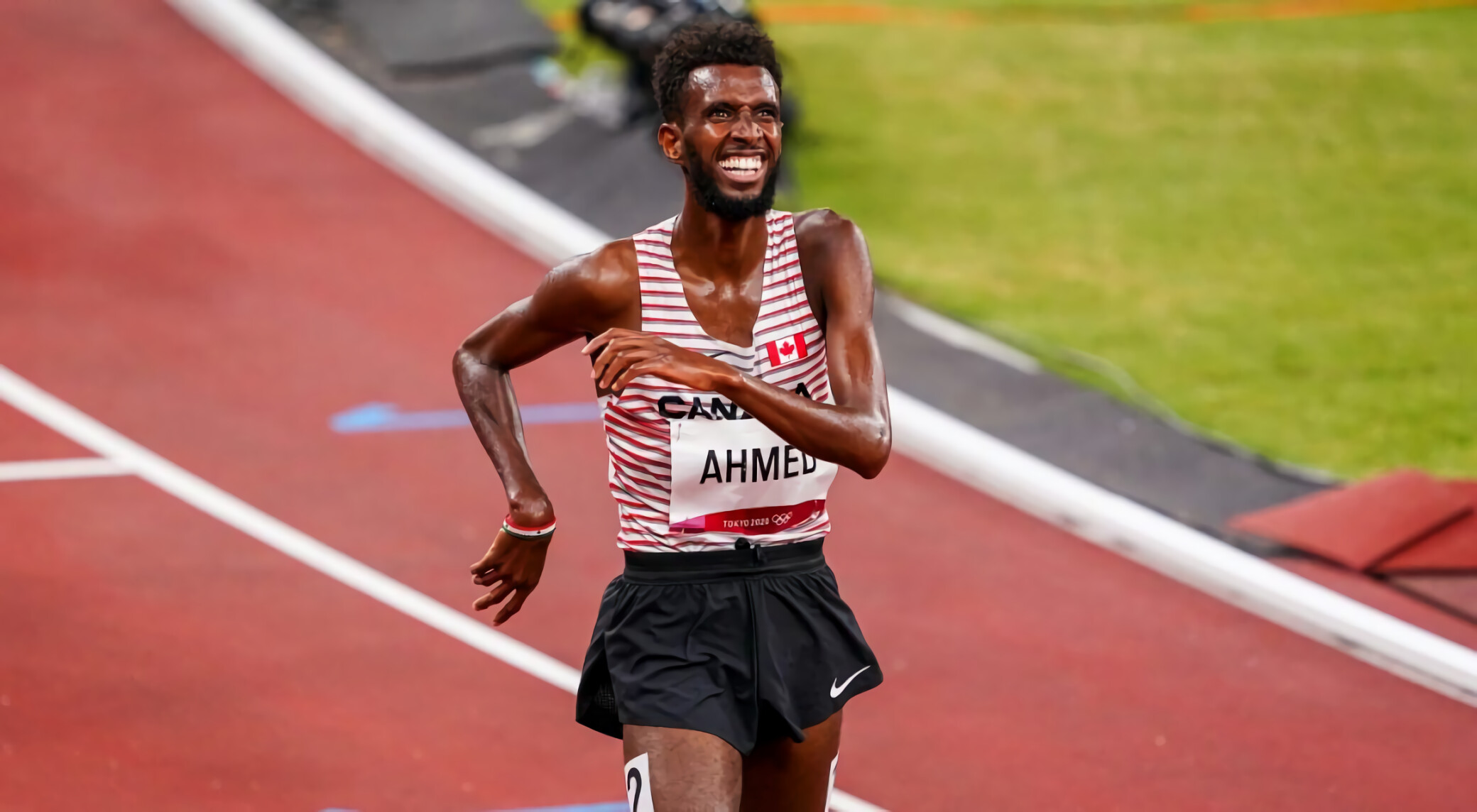 Mohammed Ahmed, Steeplechase technique, Athletic agility, Victory mindset, 2080x1150 HD Desktop