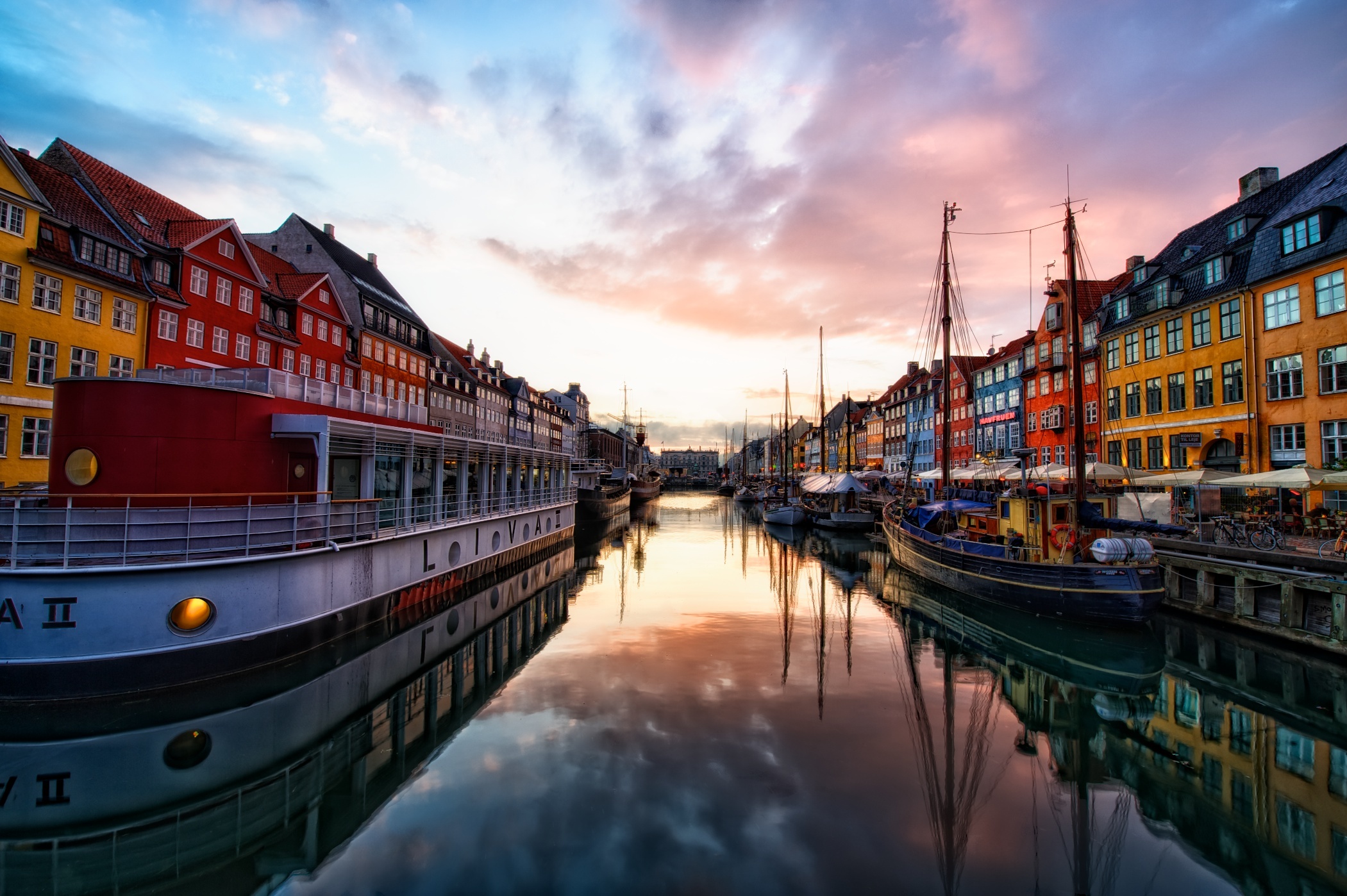 Nyhavn's sunset beauty, Danish desktop wallpapers, Scandinavian aesthetic, Inspiring decor, 2110x1400 HD Desktop