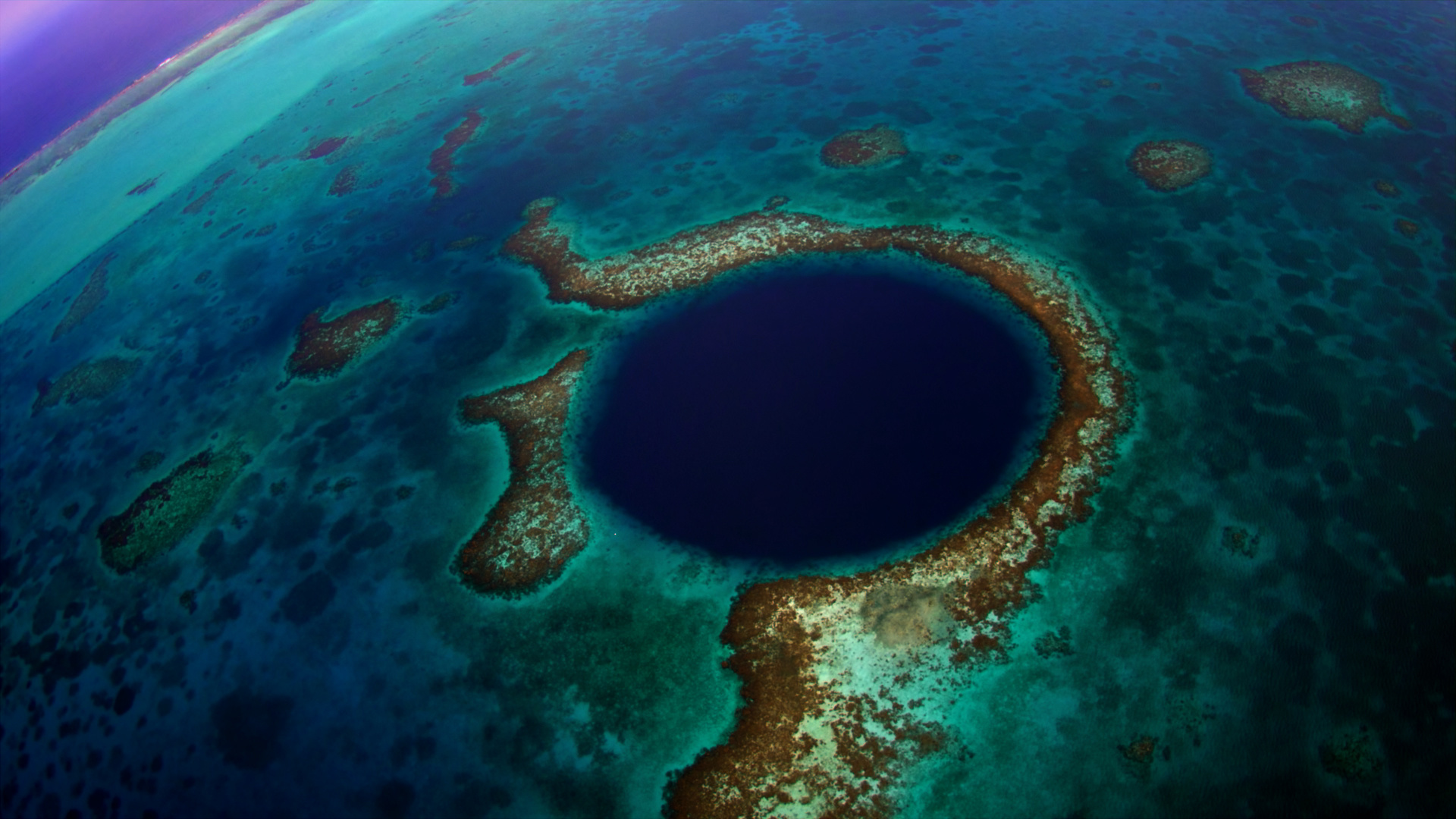 Richard Branson's mission, Belize's wonder, Great Blue Hole exploration, CNN travel, 1920x1080 Full HD Desktop