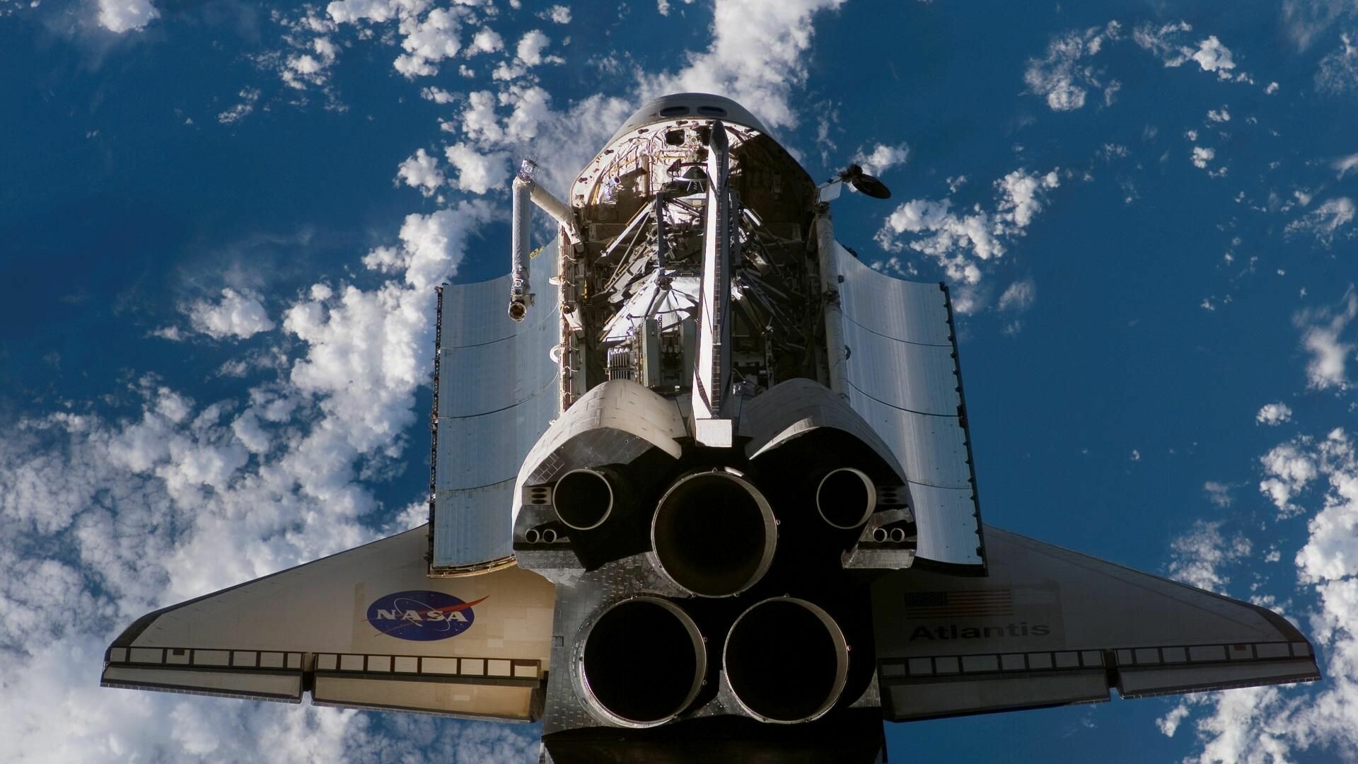 Space Shuttle: Atlantis, NASA, Columbia was the first cosmos-worthy orbiter. 1920x1080 Full HD Background.