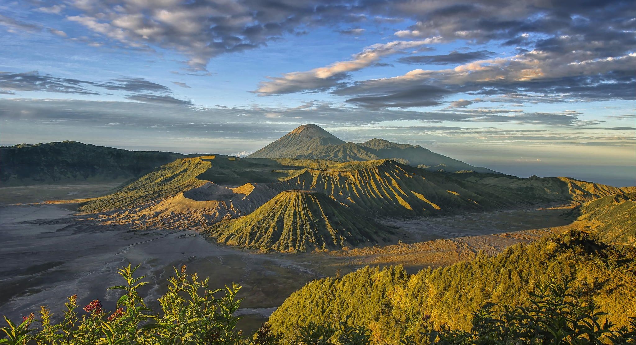 Mount Bromo, Gunung Bromo, Indonesia travel, Cool places, 2050x1110 HD Desktop
