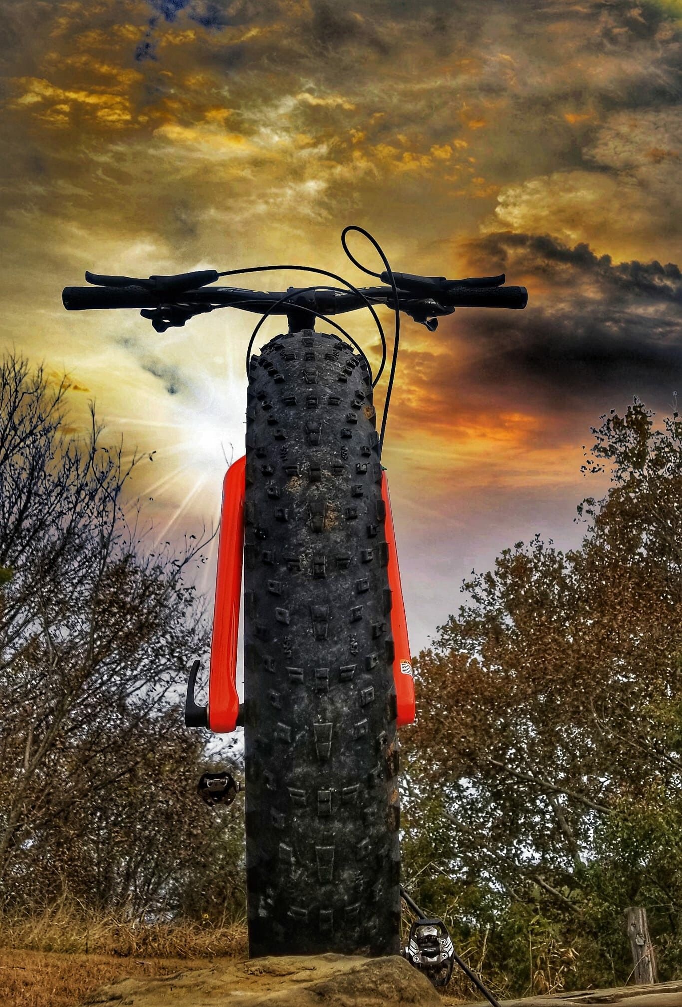 Trek Bikes, Cycling gear, Adventure sports, Innovation, 1370x2020 HD Handy